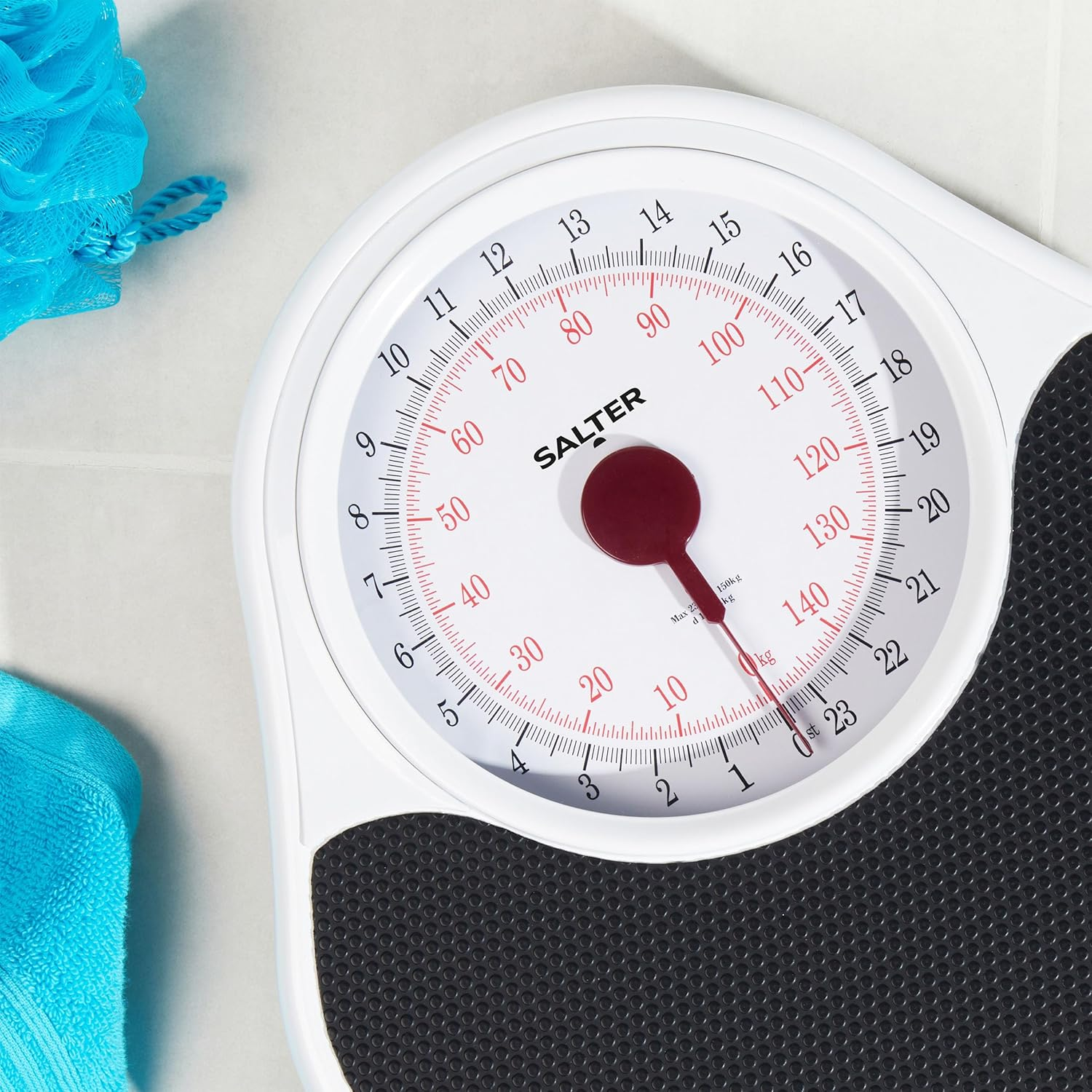 Salter 145 BKDR Mechanical Doctor'S Scales Analogue Fitness Scales Maximum 150 Kg Large Display Non-Slip Platform No Batteries Required Accurate Weighing in Kg, St, Lbs, Black image number 3