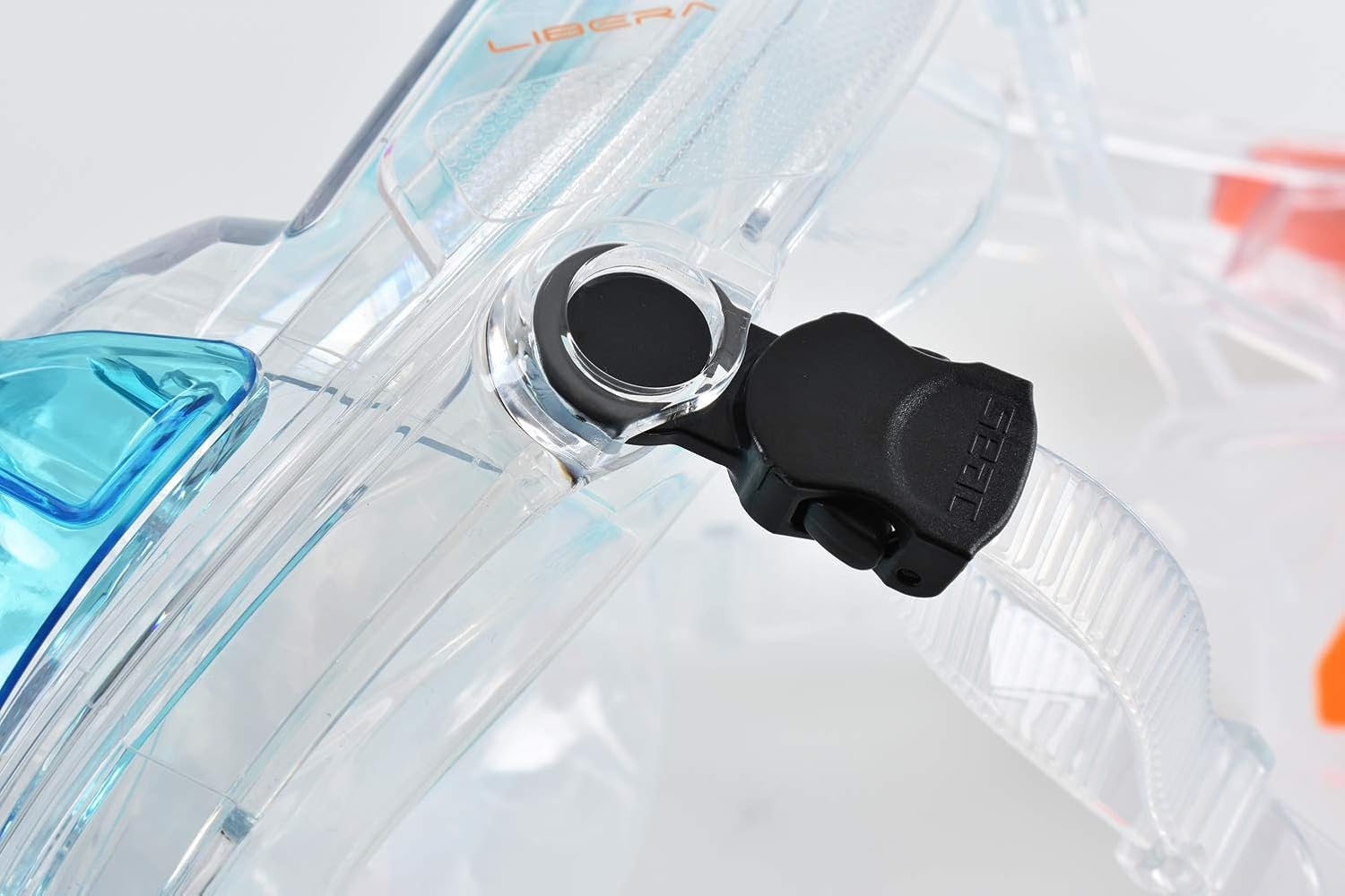 SEAC Libera, New Generation Integrated Snorkeling Mask, Hypoallergenic Silicone, Quick Release, 4 Sizes image number 3