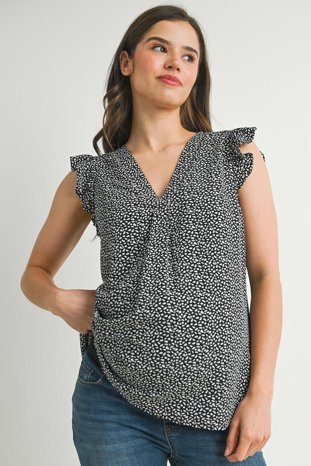 Laclef Women'S Swiss Dot V Neck Ruffle Cap Sleeve Maternity Top image number 4