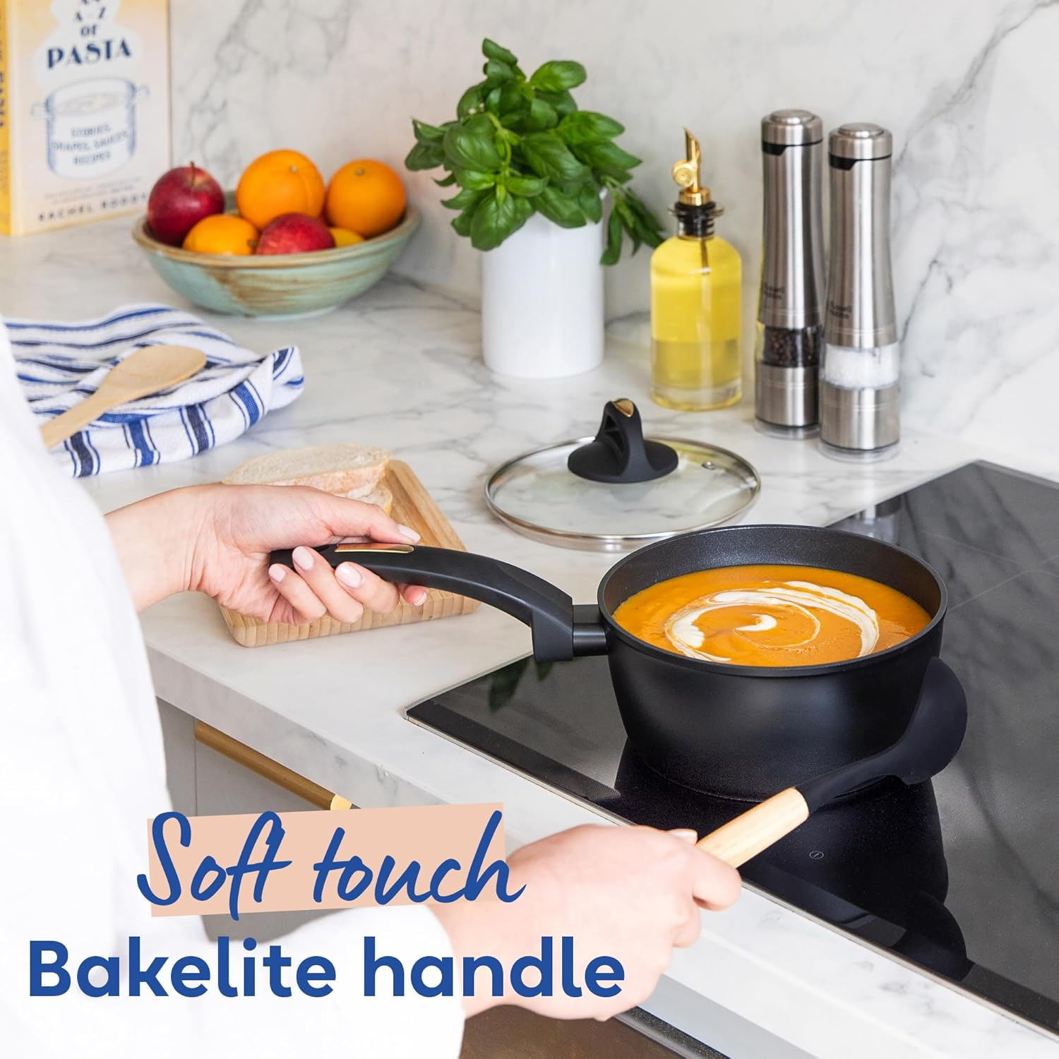 Russell Hobbs Noir Gold 18Cm Saucepan, RHCW18SNG, Induction Compatible, Soft Touch Bakelite Handle, Tempered Glass Lid, Easy Clean Non-Stick Surface, Stylish Gold Accents image number 3