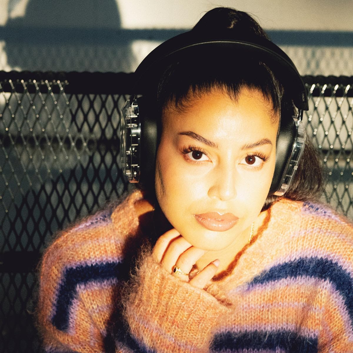 Defunc Mondo Over-Ears Wireless Headphones with Optional Cable - 45H of Active Play Time - Bluetooth - Dual ENC Microphones and Drivers (Black) image number 4