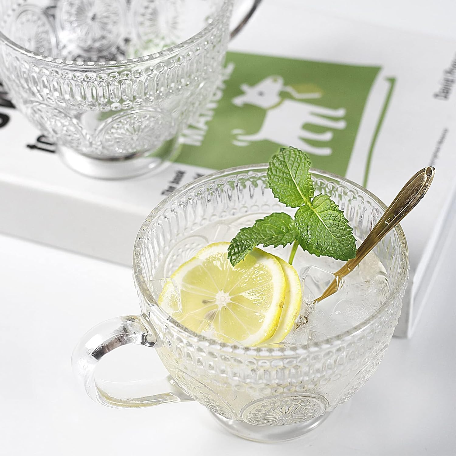 4PCS Vintage Glass Coffee Tea Mugs, 13.5 Oz Embossed Clear Glass Tea Set with Handle, Drinking Glassware for Latte, Cappuccino, Americano, Juice, Hot Drinks, Cold Drinks