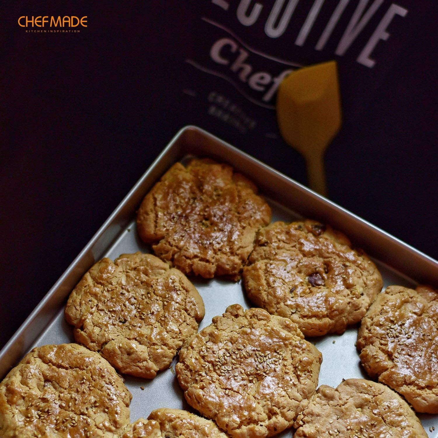 CHEFMADE 11-Inch Baking Sheet Pan, Non-Stick Square Jelly Roll Bakeware for Oven Roasting Meat Bread Battenberg Pizzas Pastries 11.2" X 11.2" X 1.4" (Champagne Gold)