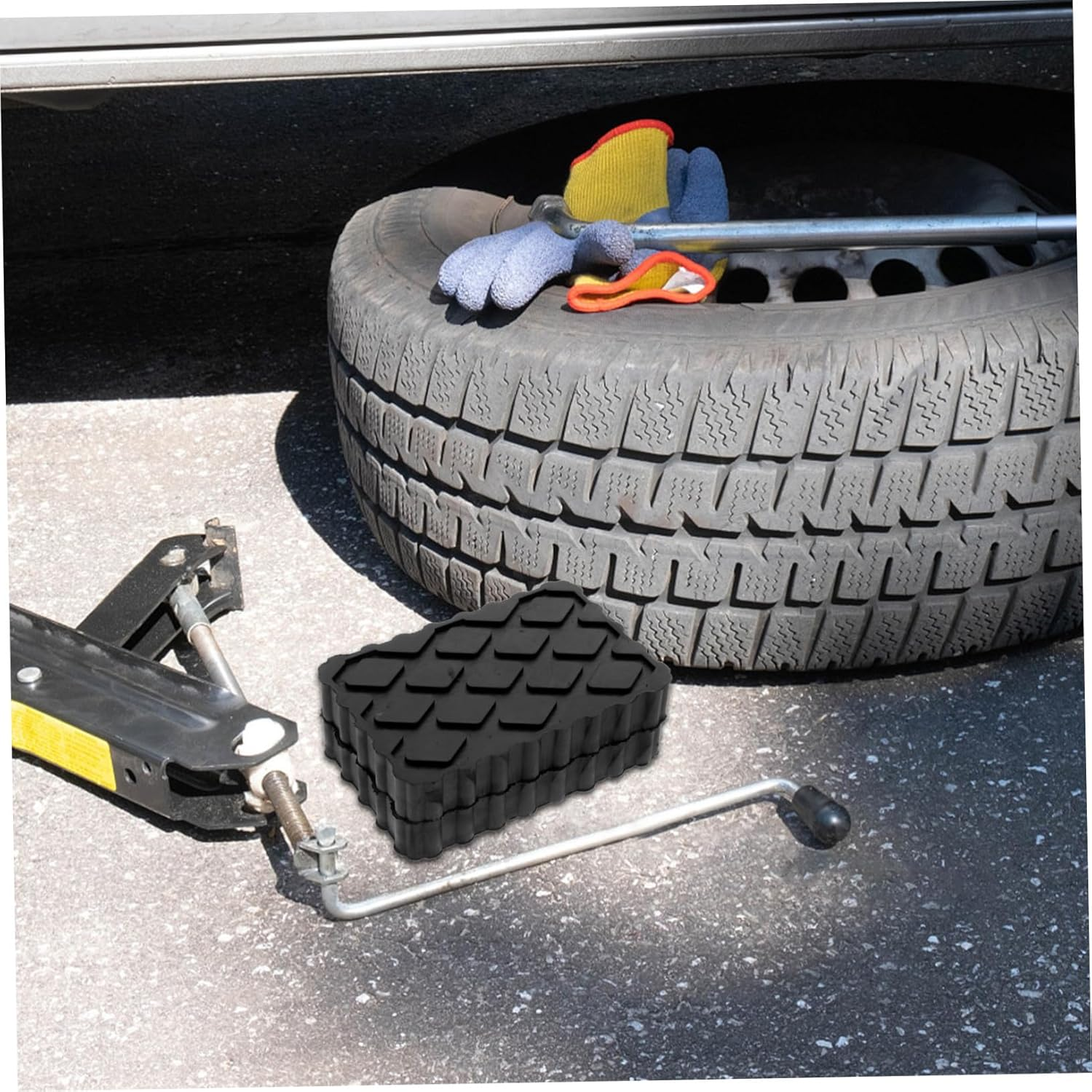 NOLITOY 2Pcs Black Rubber Car Jack Blocks Camper Jack Stand Pads for Rv Stabilizer Wear-Resistant Lift Pads with Easy Installation Versatile Support for Car Hoist image number 3