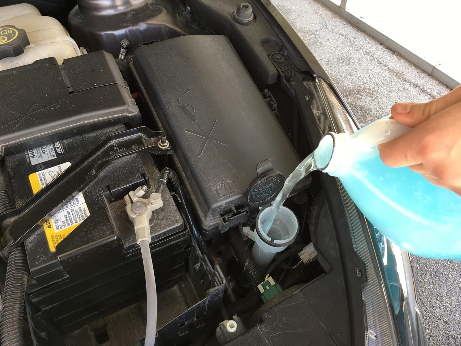 303 (230395) Products Automotive Instant Windshield Washer - 3X Cleaning Power - Super Concentrated Tablets - Just Add Water, 25 Tablet image number 1