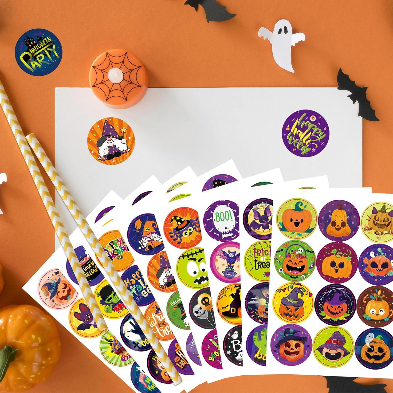 Halloween Sticker Bulk, 288 round Stickers (3.8Cm), Happy Halloween Stickers, Small Halloween Stickers, Suitable for Halloween Decorations, Crafts, Parties, and Gift Bags.