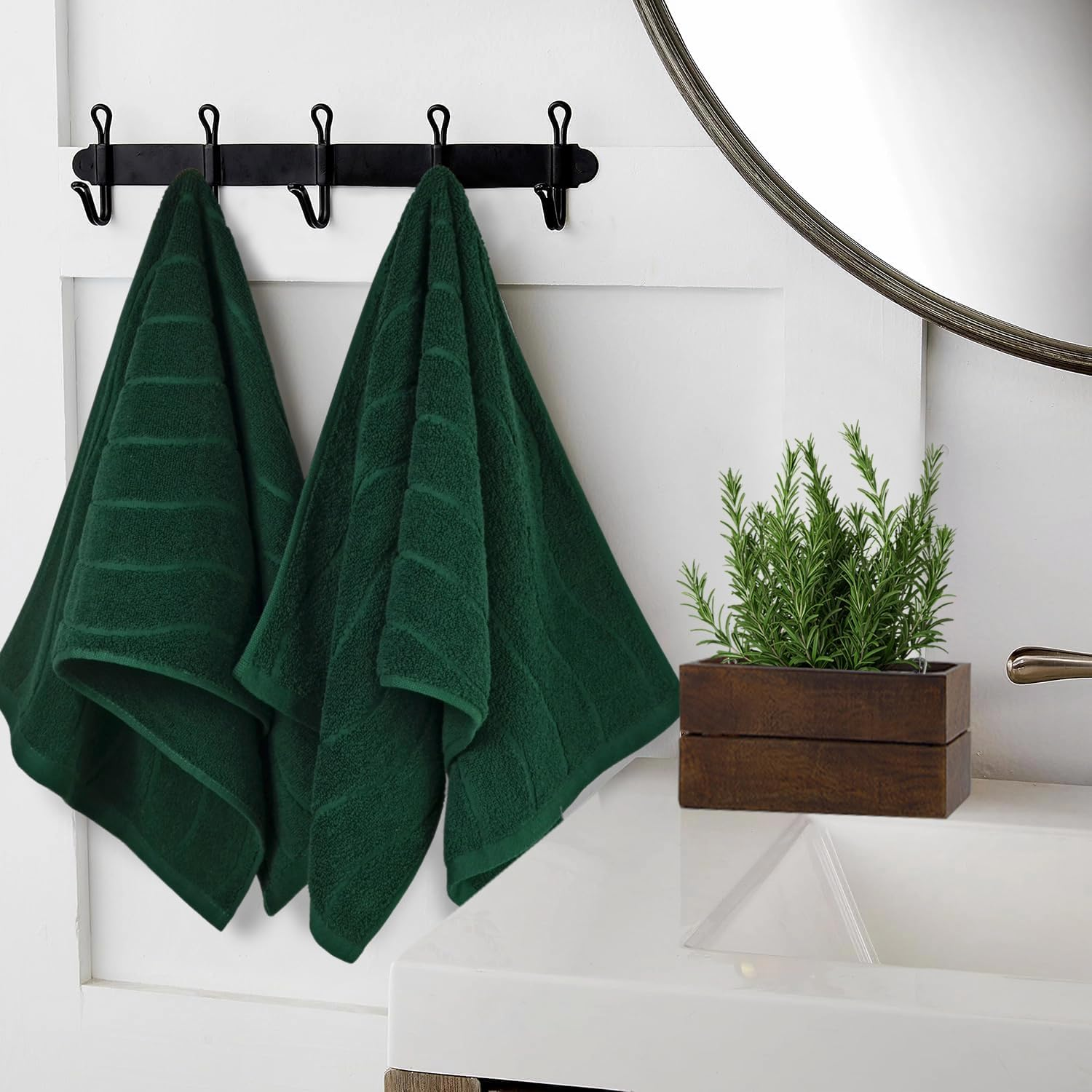 2-Piece Hand Towels Set in Forest Green, Wavy Striped Jacquard Towels for Bathroom Kitchen Gifts (13X29 Inches, 100% Cotton) image number 6