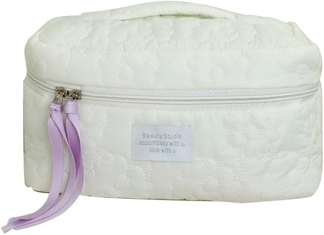 Floral Quilted Makeup Bag with Zipper - Multifunctional Cosmetic Pouch for Storage and Organization - Toiletry and Beauty Essentials Carrier, Perfect for Travel and Daily Use - Blue (28X15Cm) image number 2