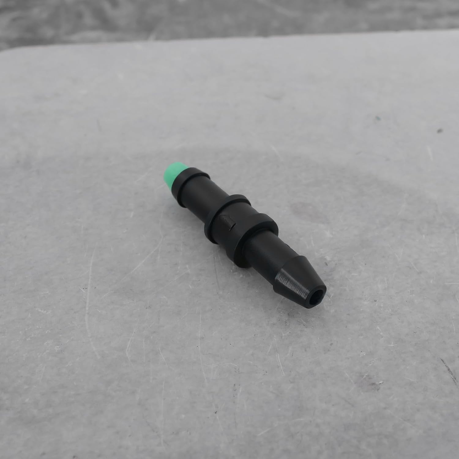 Emsea 4 Pieces Car 4 Mm Return Valve for Windscreen Washer System Check Valve One Way Return for 4 Mm Inner Diameter Windscreen Washer Pipes 0.1Bar image number 4