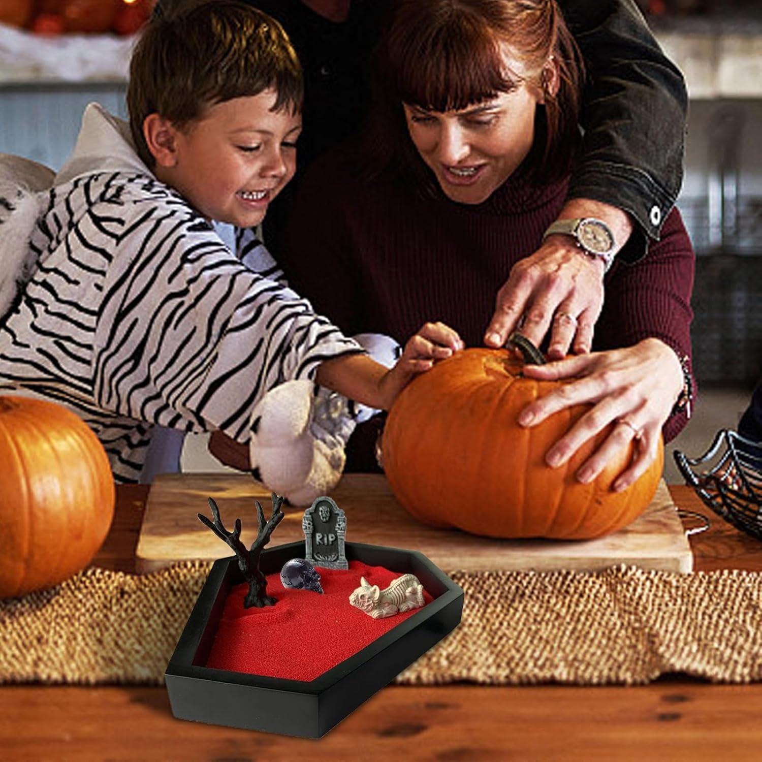 Zen Garden for Desk | Coffin Sand Decoration for Halloween - Indoor Ornament with Skull, Tombstone, Crow, Halloween Prop for Microlandscape