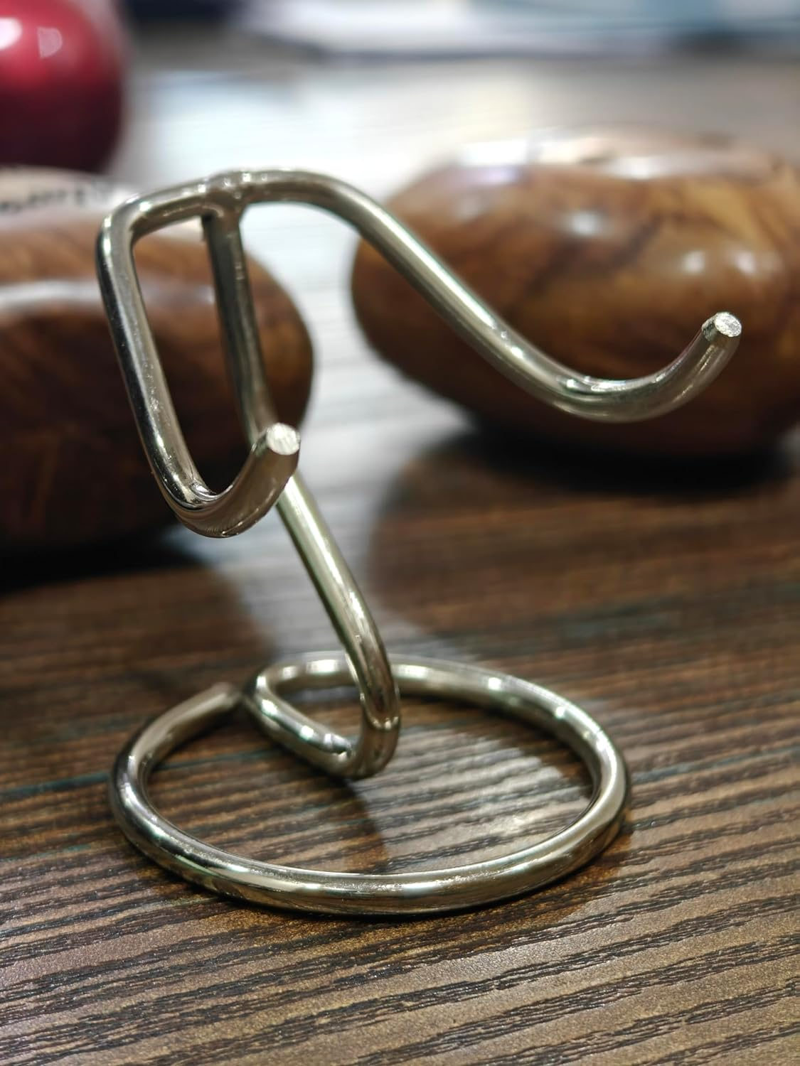 5Moonsun5'S Heart Shaped Urn Stand (CHROME FINISH), Stand for Heart Keepsake Urn, Burial Urns, Memorial Keepsake Urns. image number 2