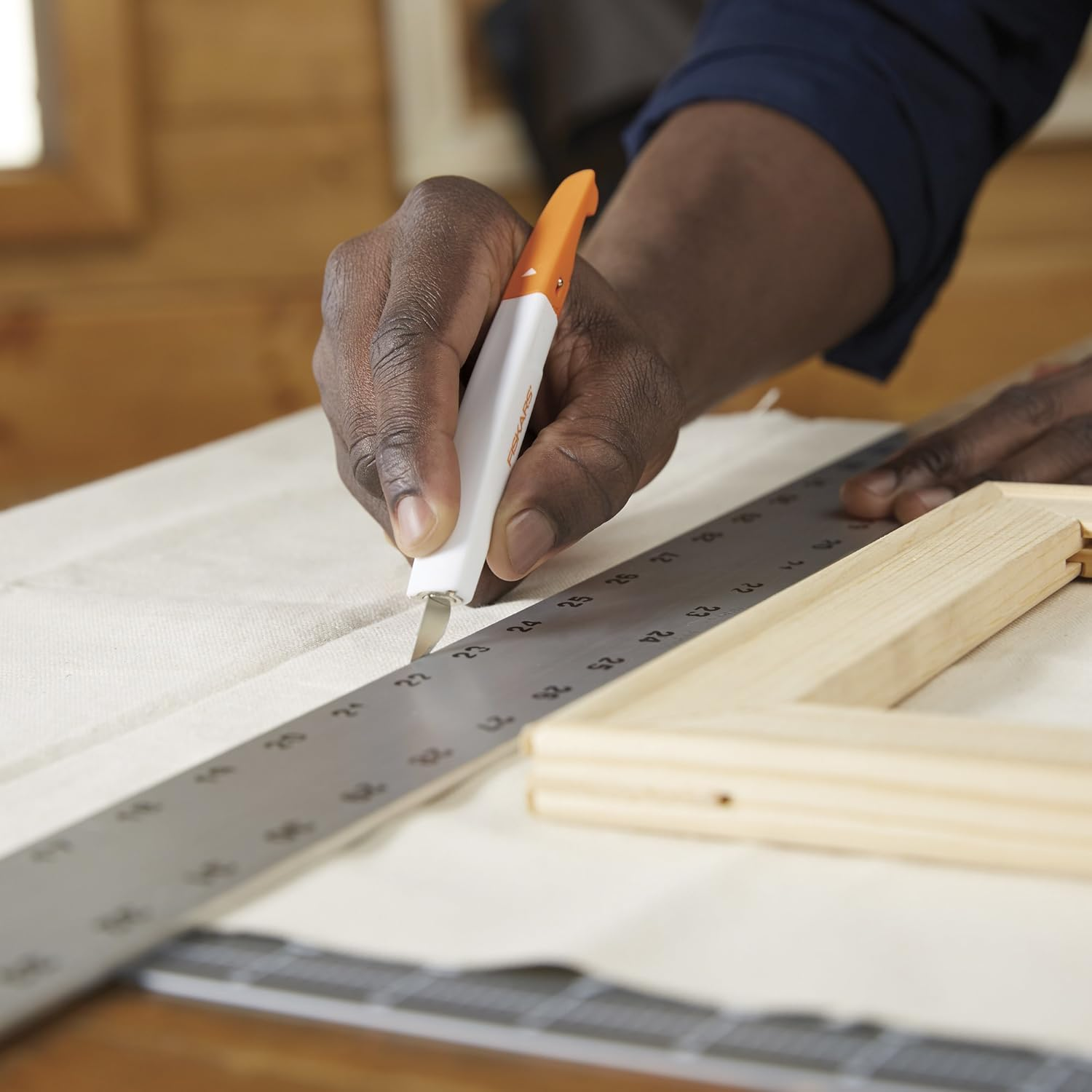 Fiskars Easy Change Detail Knife No. 11 Blade image number 1