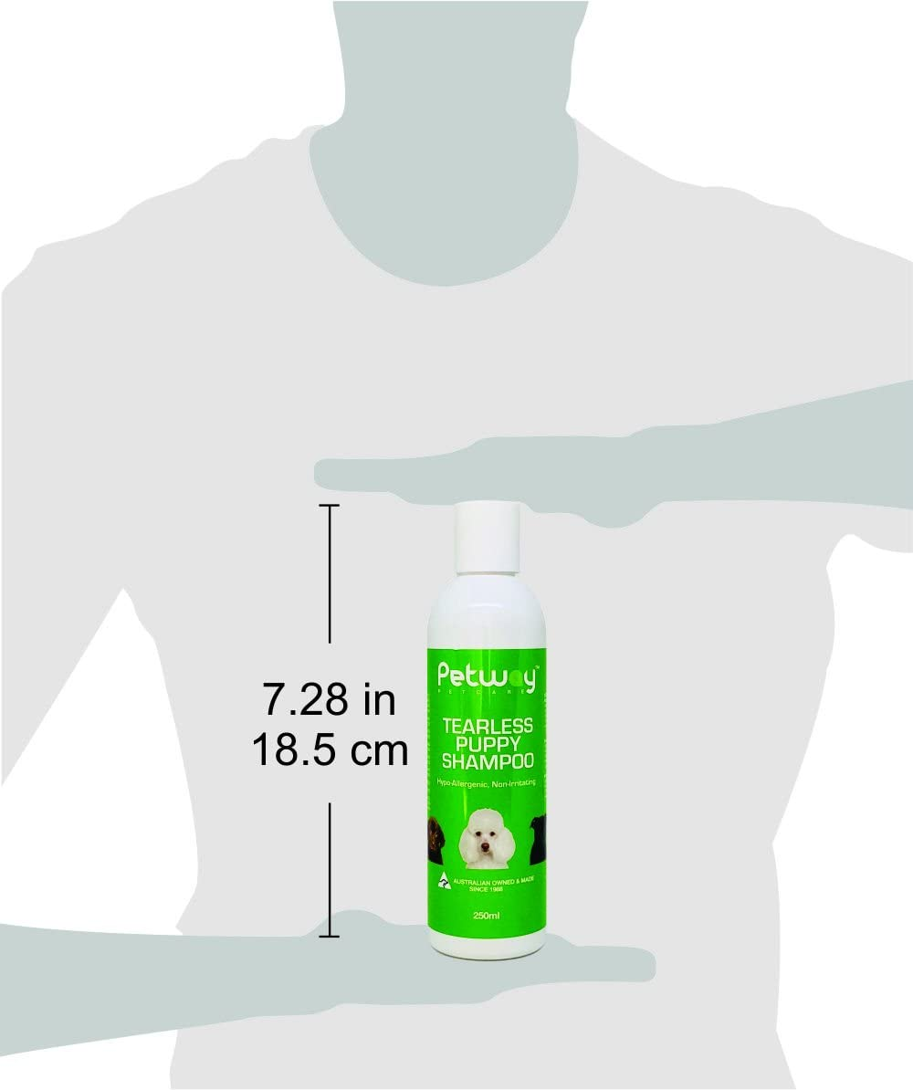 Petway Petcare Tearless Puppy Shampoo for Puppies and Kittens with Sensitive Skin, Hypoallergenic, Brightens and Highlights Natural Coat Colors, Free of Phosphates, Gentle on Puppies Eyes, 250Ml image number 4
