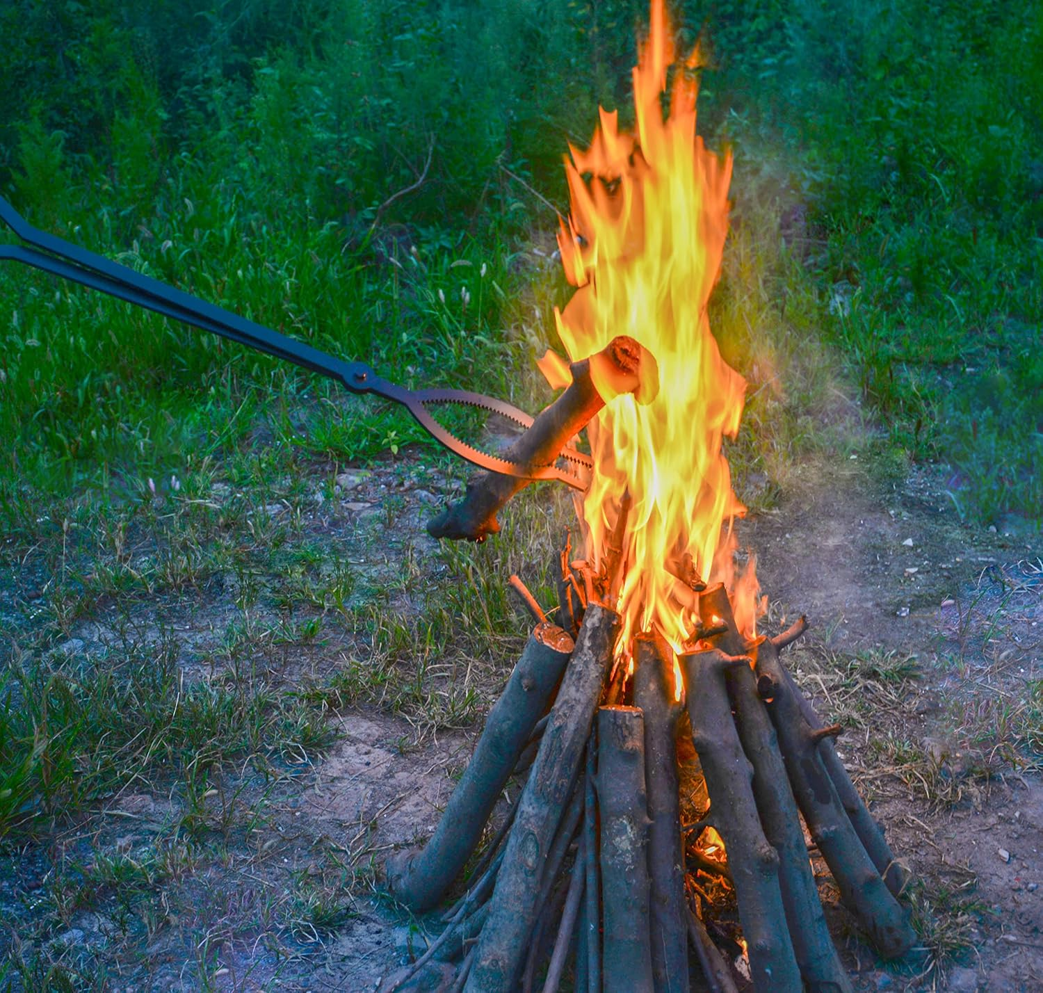 Heavy Duty Fireplace Tools Set with 40" Fire Poker and Log Grabber,Wrought Iron Large Fire Pit Tool Set with Metal Stand,Solid Steel Firewood Grabber for Campfire Backyard Bonfire Indoor&Outdoor Use