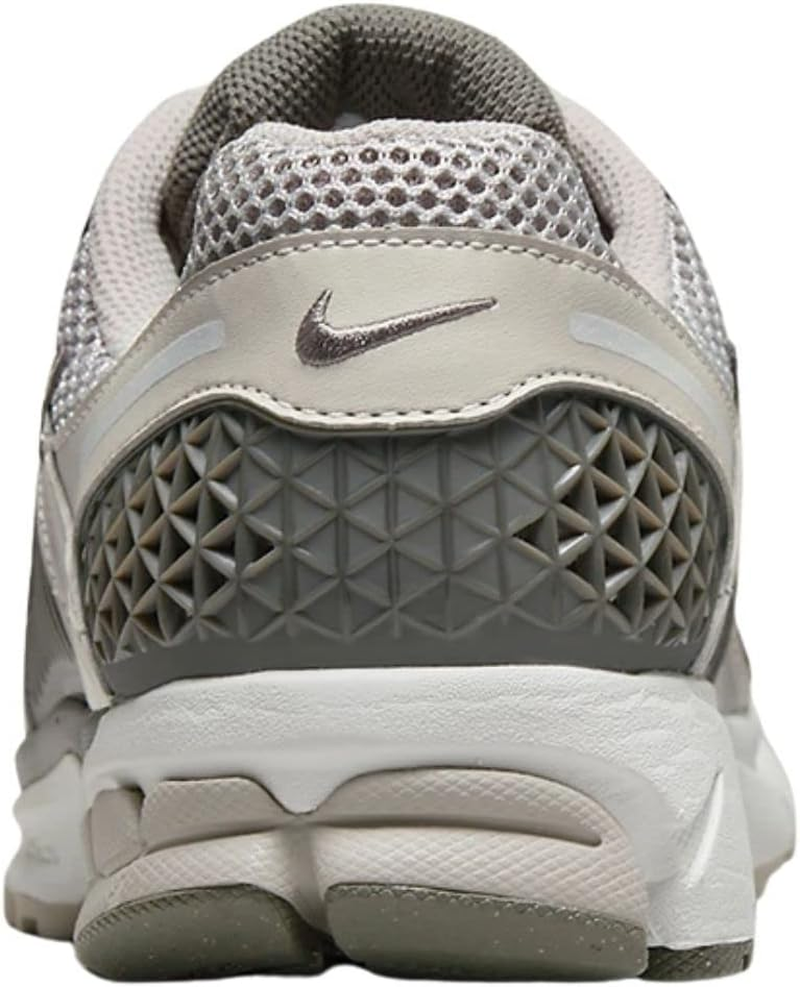 Nike Zoom Vomero 5 Prm Mens Shoes image number 4
