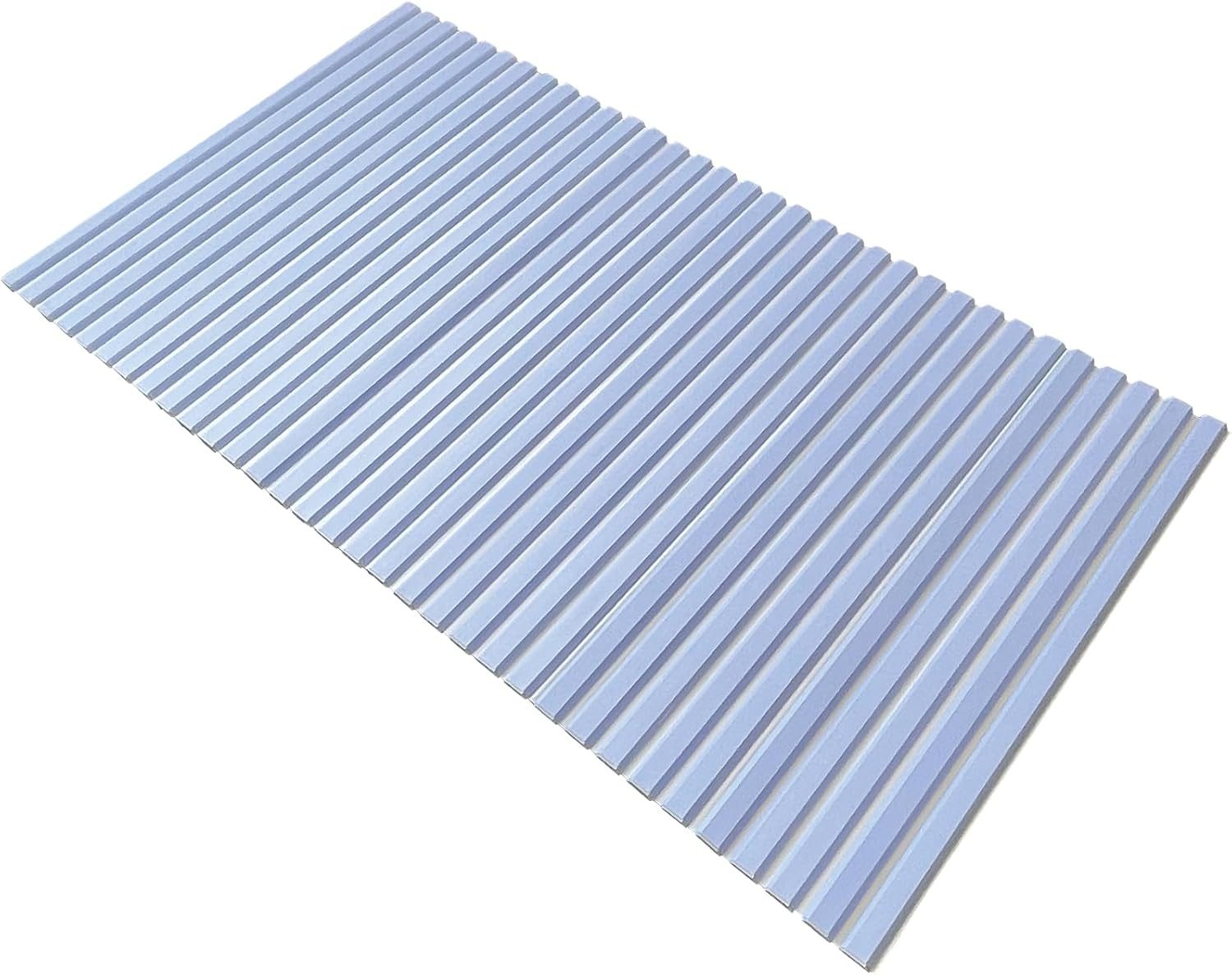 Mie Sangyo Lightweight Shutter Type Bath Lid, Product Size (Approx.) 31.5 X 56.7 Inches (80 X 142.5 Cm), White, Mildew Resistant, Made in Japan