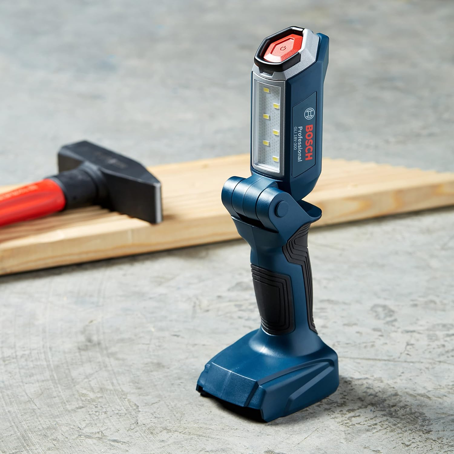 Bosch Professional 18V System GLI 18V-300 Cordless LED Light (Max. Brightness Level of 300 Lumens, excluding Rechargeable Batteries and Charger, in Cardboard Box)