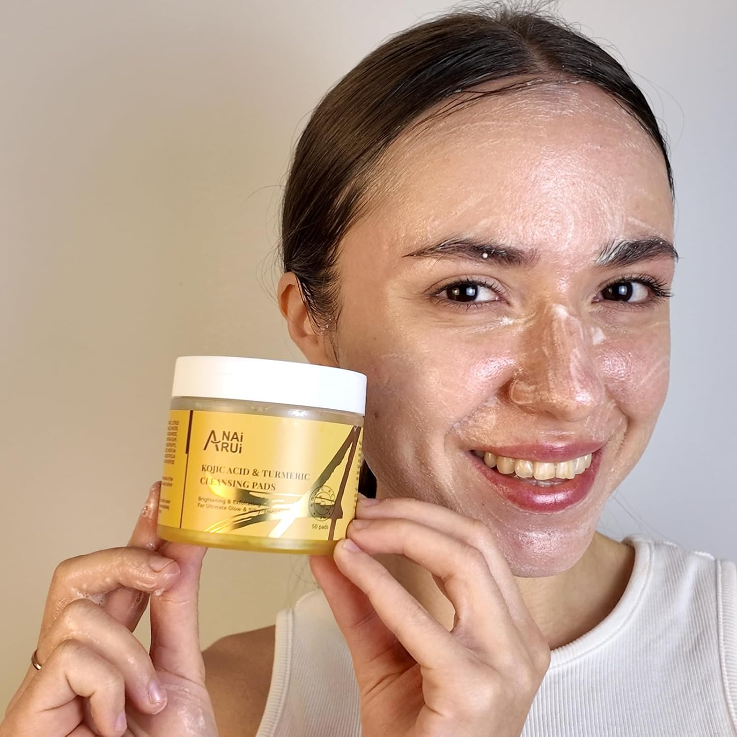 ANAI RUI Turmeric Kojic Acid Exfoliating Cleansing Pads, Deep Cleansing Brightening Pads, Exfoliating Scrub Pad for Face and Body, Acne Treatment, Make-Up Remover Wipes, 50 PCS image number 6