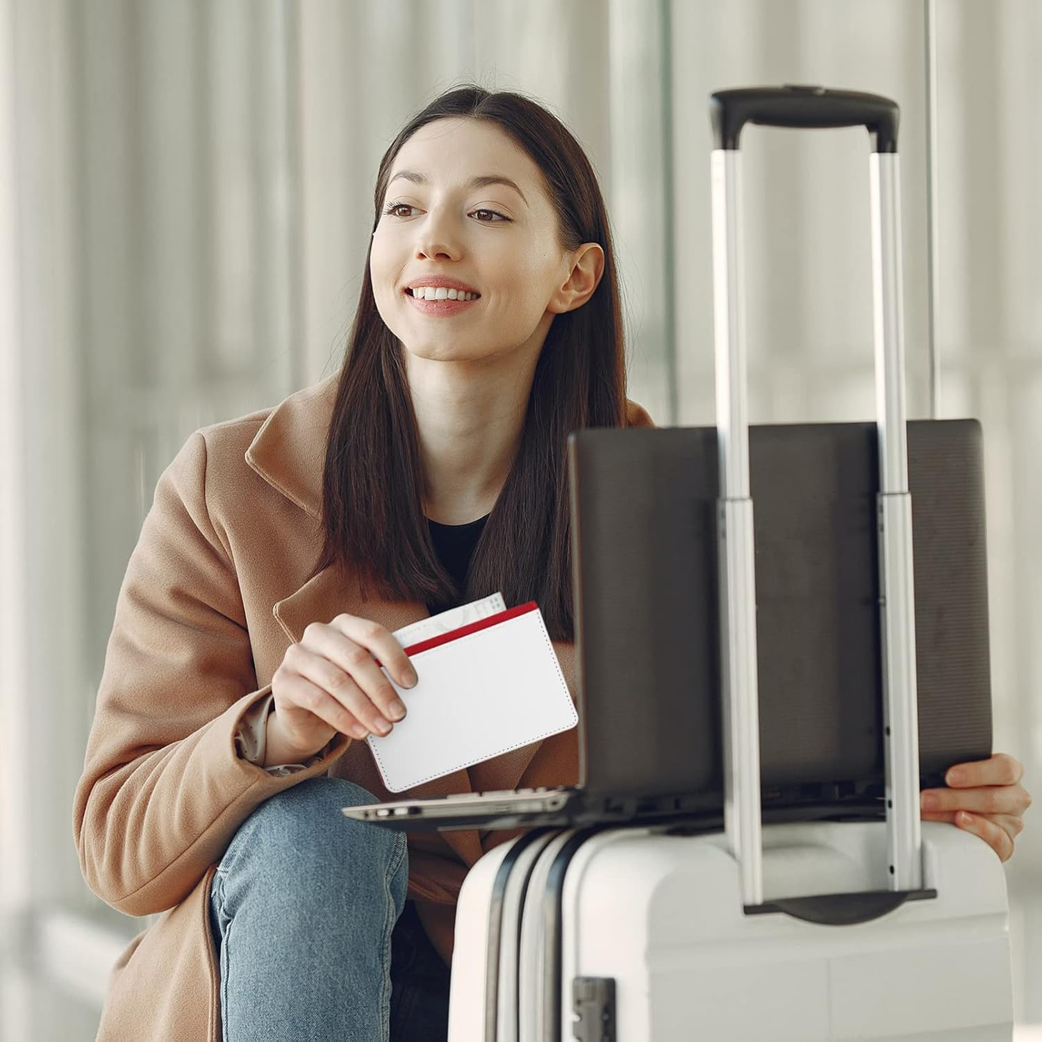 MOBUTOFU 3Pcs Family Travel Document Holder Leather Passport Wallets Multi-Pocket Storage Organizer Card Wallet Holder image number 2