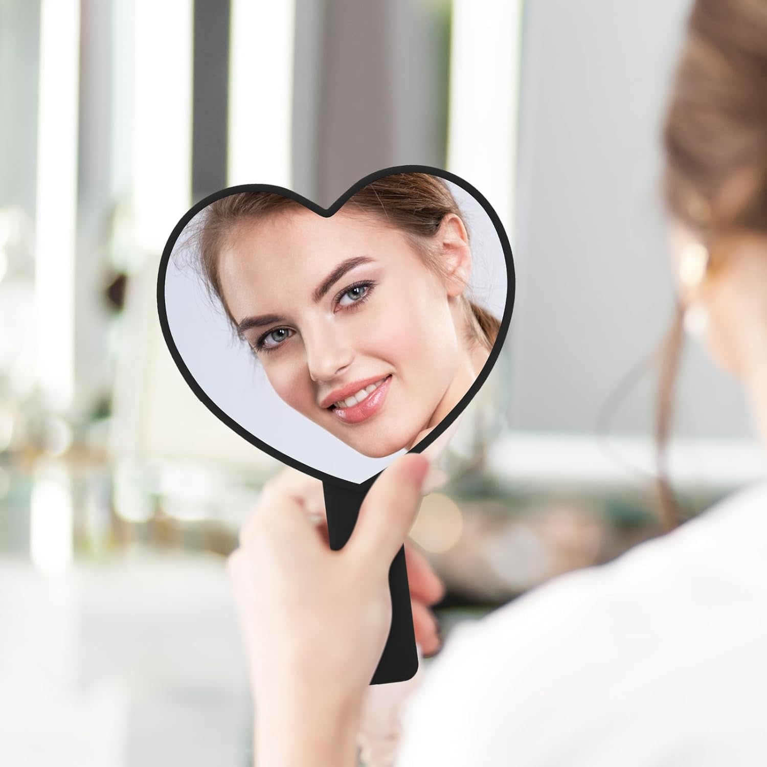 Heart-Shaped Travel Handheld Mirror - Heart-Shaped Makeup Hand Mirror with Handle - Portable Cosmetic Mirror for Women (Black) - Black image number 2