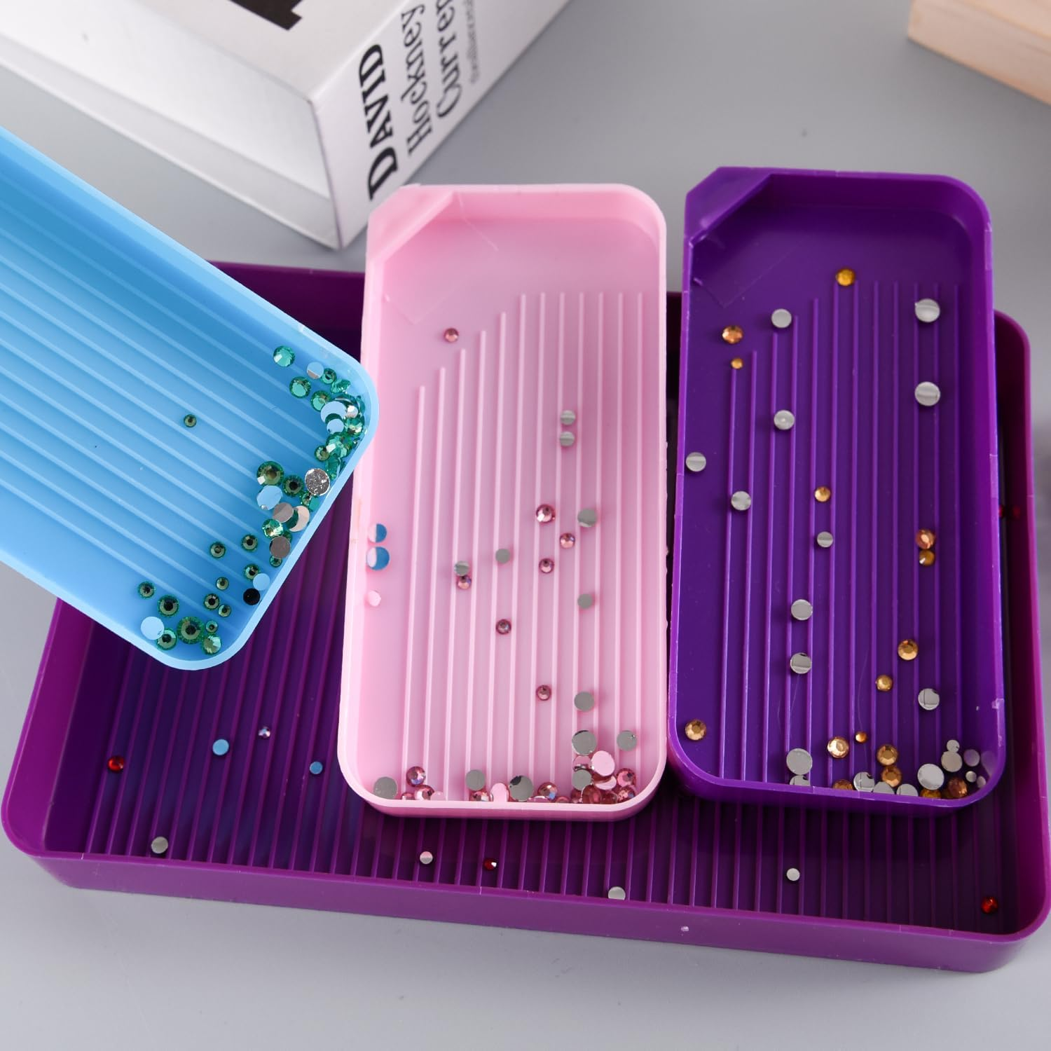 4 Pcs Diamond Art Trays Diamond Painting Bead Trays Rhinestone Bead Organizer Tray Diamond Dotting Tray Craft Bead Sorting Tray Diamond for DIY Crafts Rhinestone Sorting Tray image number 4