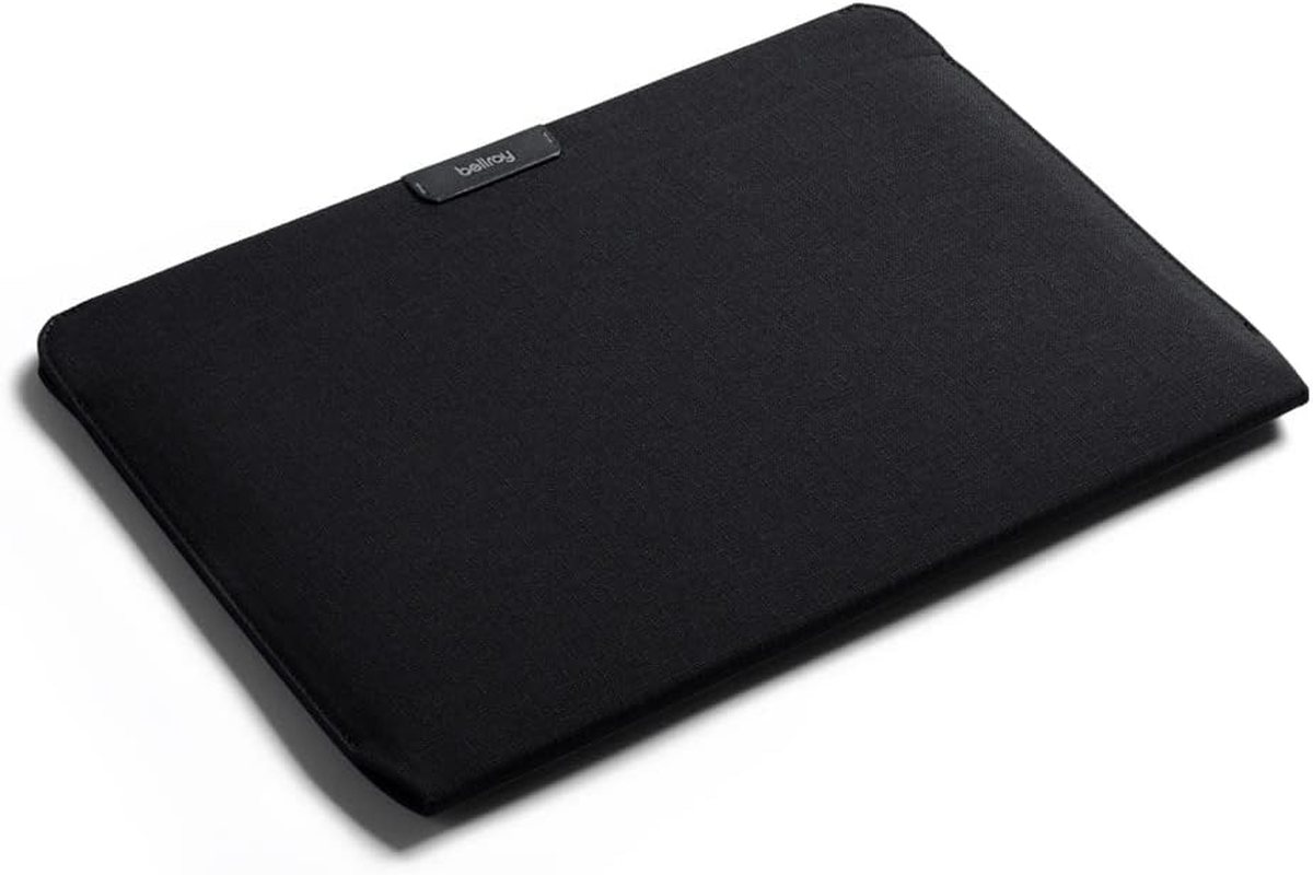 Bellroy Laptop Sleeve (Fits 14 Inch Laptop or Macbook, Slim Protective Case with Magnetic Closure) - Bronze