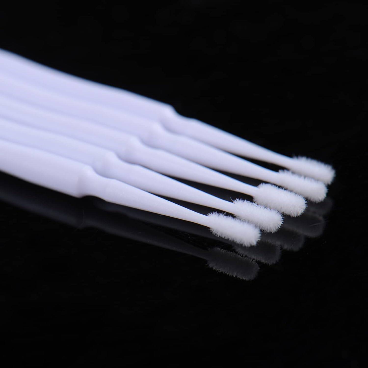 Microswabs | 100Pcs Micros Brushes,Micros Swabs, Fiber Cleansing Sticks, Eyeliner Makeup Supplies, Eye Lashes Mascara Wands for Eyelash Extension Shwing