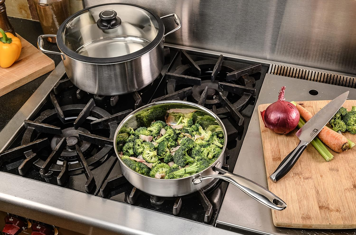 Black Cube Stainless, Saut&eacute; Pan W/Lid, 9.5" 3.0 Qt. image number 2