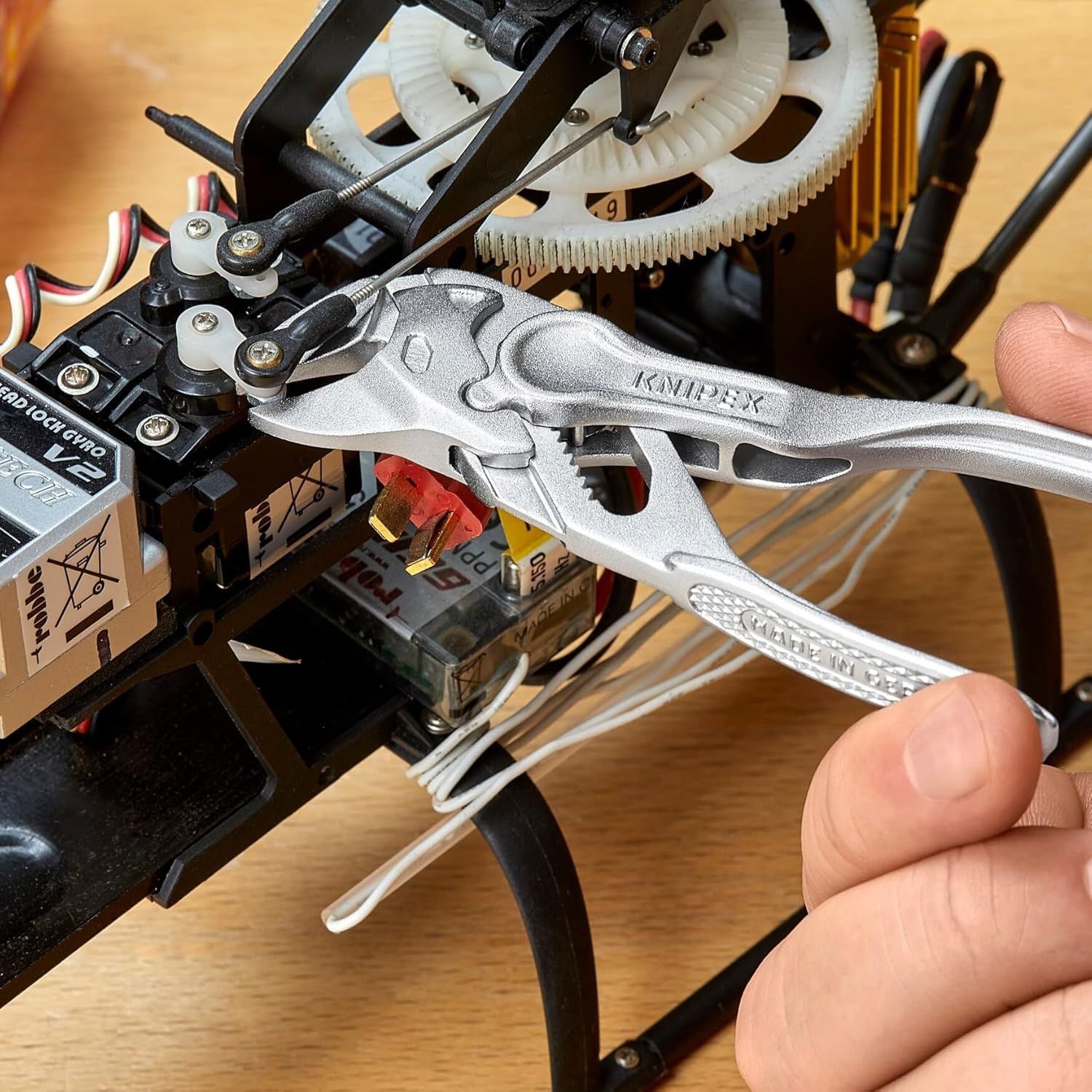 Knipex 86 04 100 BK Hard-Wearing Plier Wrench, 100 Mm Length