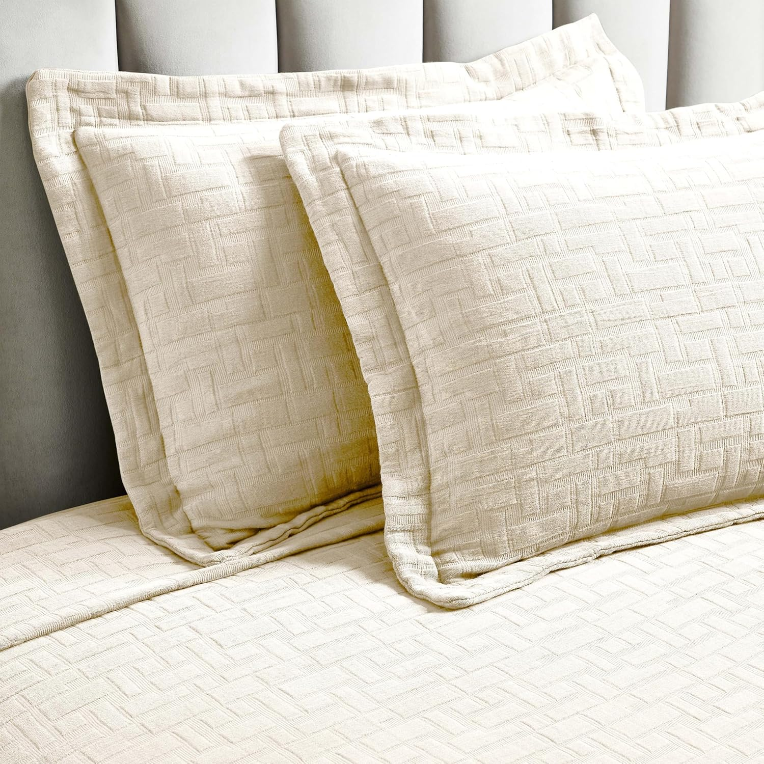 Superior 3 Piece Cotton Bedspread and Sham Set, Home Bed Decor, Decorative Bed Spread, 2 Pillow Shams, Medium Weight, Matelasse Coverlet, Bedding Essentials, Madrid Collection, California King, Ivory image number 5