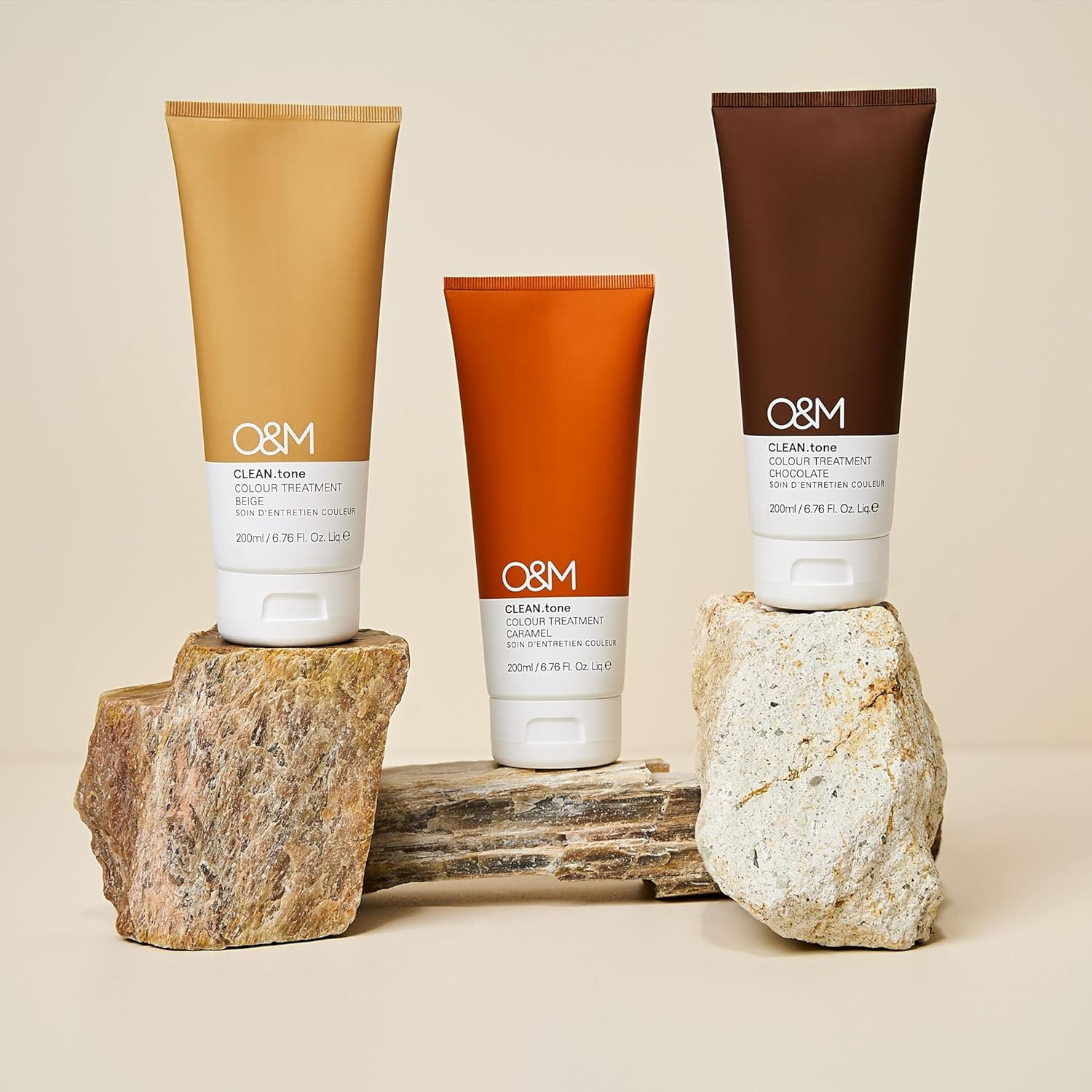 O&M Clean.Tone Beige Colour Treatment for Light Blonde to Lightest Blonde Hair- 200Ml- Clean from Sulfates, Parabens, Silicones, MIT, Phthalates,Triclosan, Propylene Glycol & Gluten, PETA Certified, Vegan and Cruelty Free image number 5