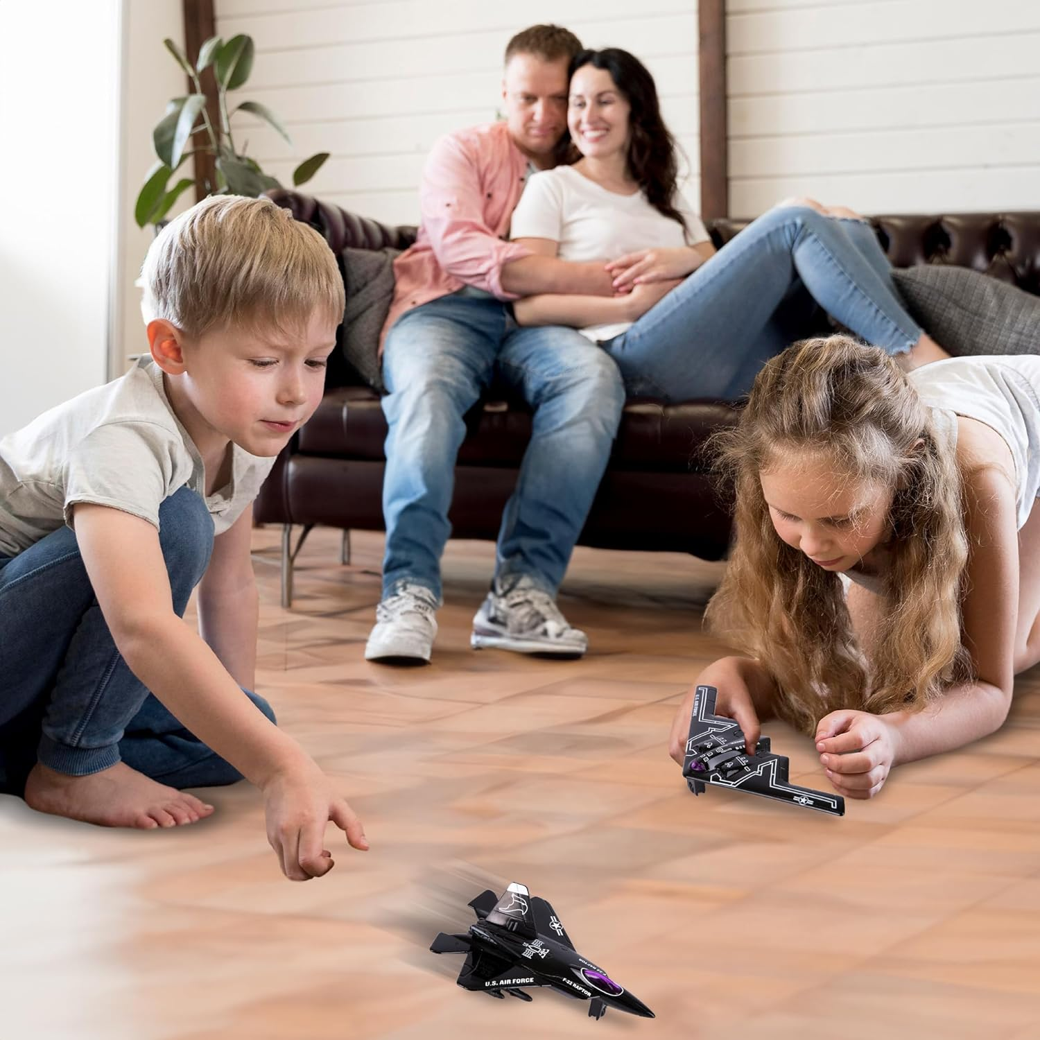 Artcreativity Diecast Stealth Bomber Toy Jets with Pullback Mechanism, Set of 4, Die Cast Metal Jet Plane Fighter Toys for Boys, Air Force Military Cake Decorations, Aviation Party Favors image number 3