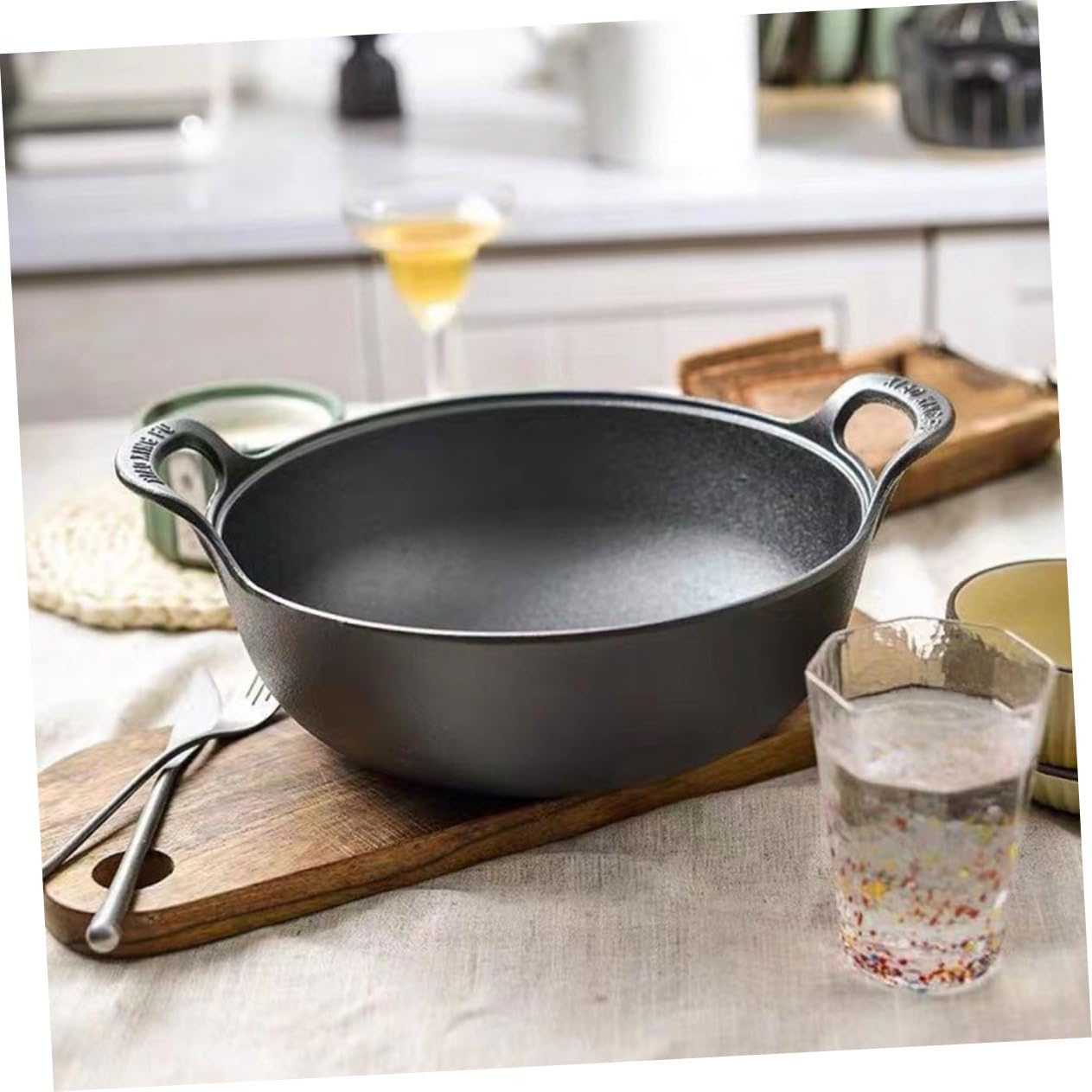 Alipis Cast Iron Saucepan - No Coating Non-Stick Stew Pot - Cooking Skillet for Stovetop and Oven Use - 2.5L Capacity image number 6