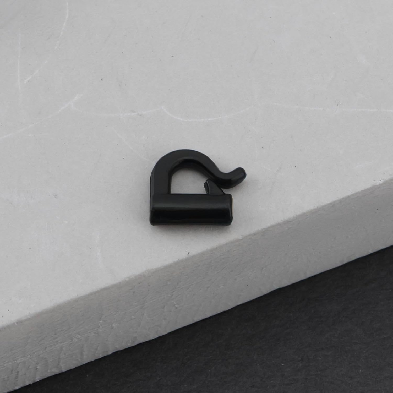 Emsea 150Pcs Quick Change Spinner Clevis Fishing U-Clip Crawler Harness Clamp for Fishing Blades and Spoons Accessories 7.87X7X0.5Mm