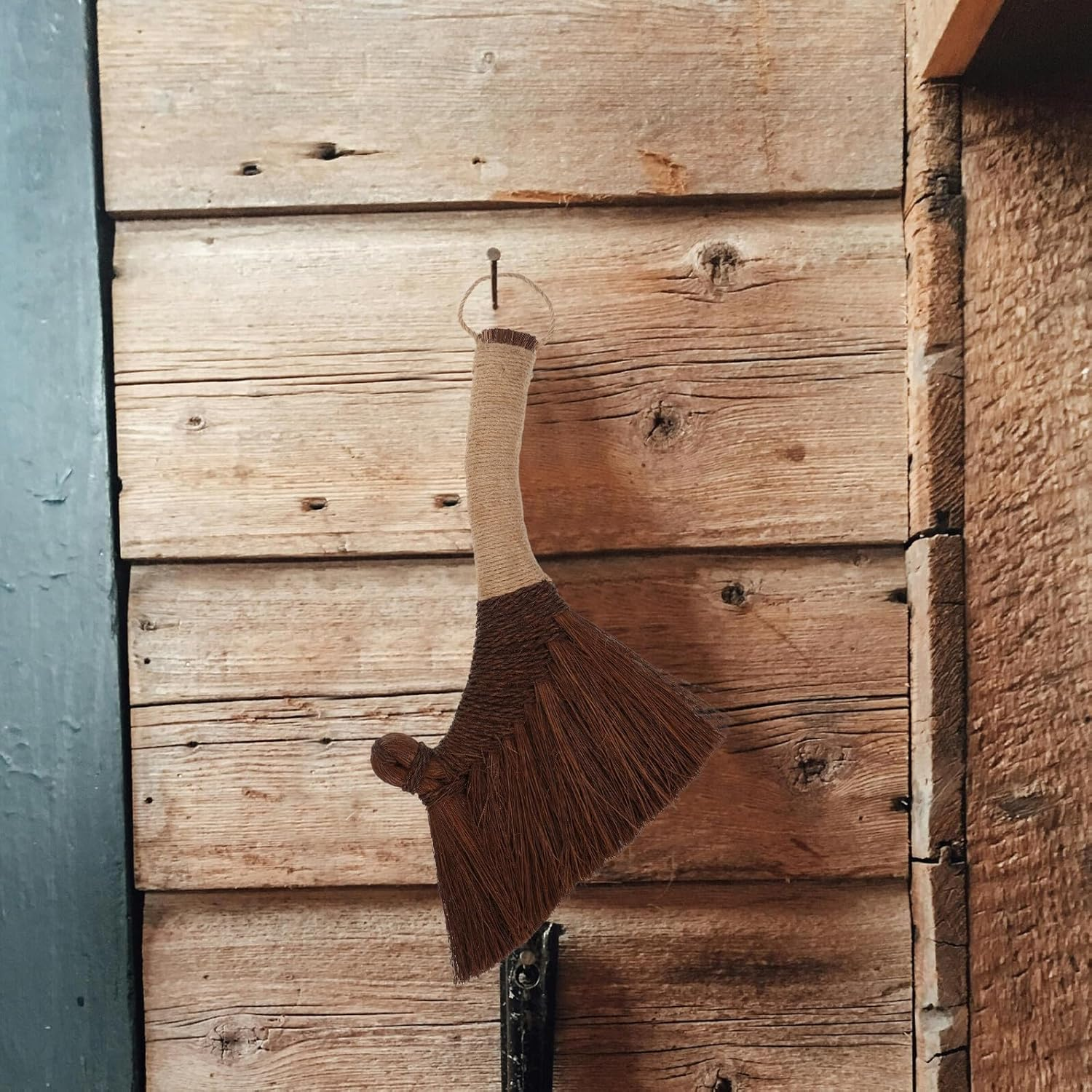 BESPORTBLE Vietnamese Natural Whisk Hand Broom Soft Straw Sweeping Broom Compact Short Handle Desk Mini Dust Mop for Household Kitchen Cleaning image number 5