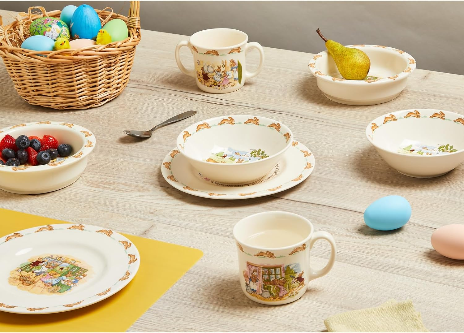 Royal Doulton Bunnykins Hug a Mug image number 1