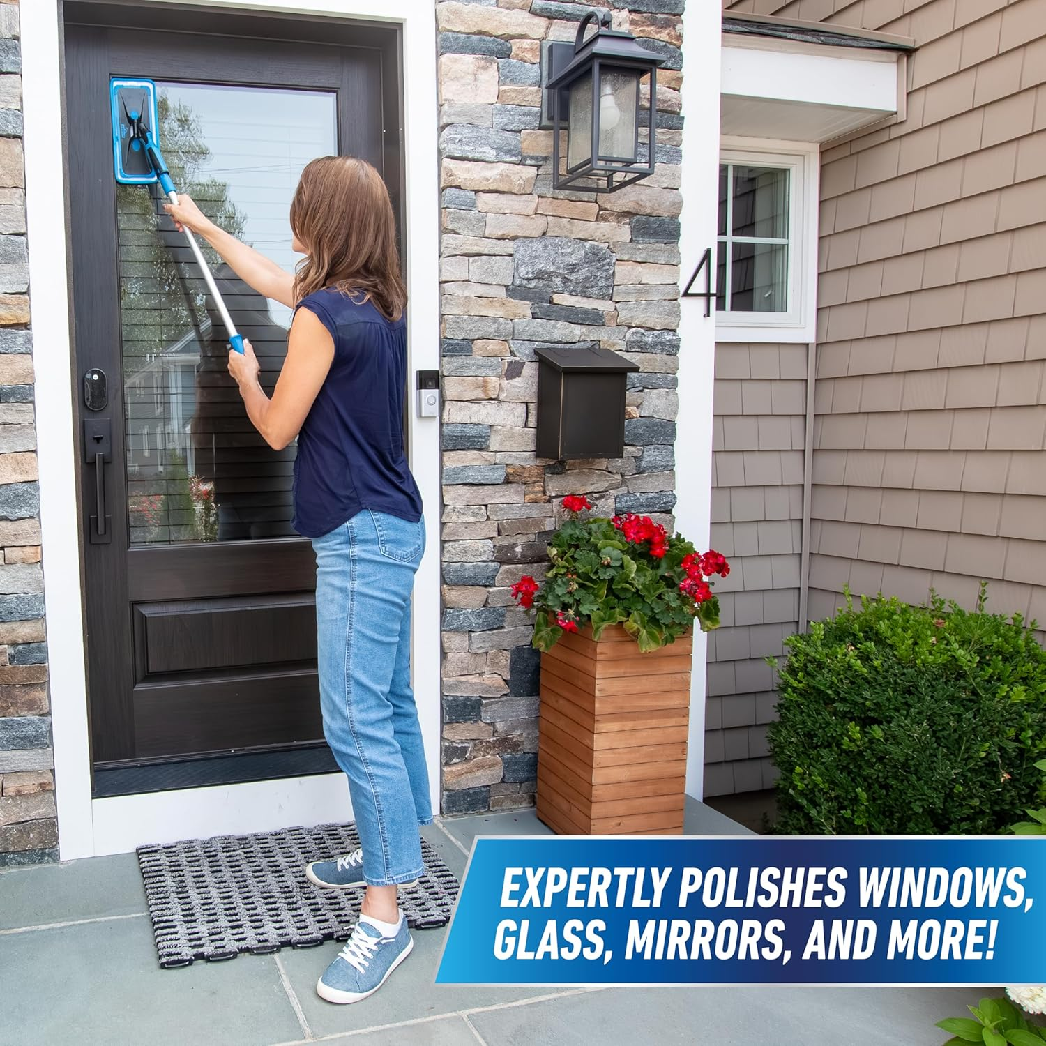 Unger Professional Proclean Indoor Window Cleaning Kit with 2&rsquo; Pole & 2 Machine Washable Microfiber Pads - Window Cleaning Supplies, Household Cleaning Tools, Window Washing Kit image number 4