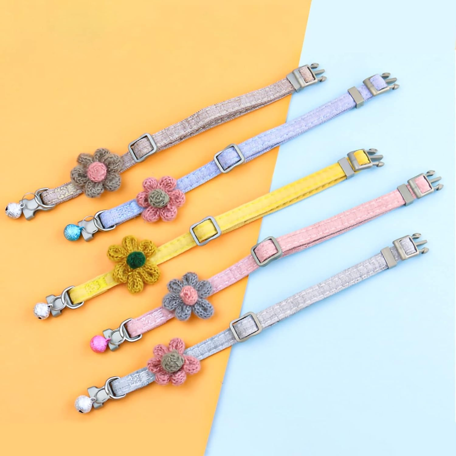 Kitten Collar with Six Petals Flowers Collars Charms,Dog Cat Collar with Bells,Adjustable Cat Collars for Cats (Blue, M)