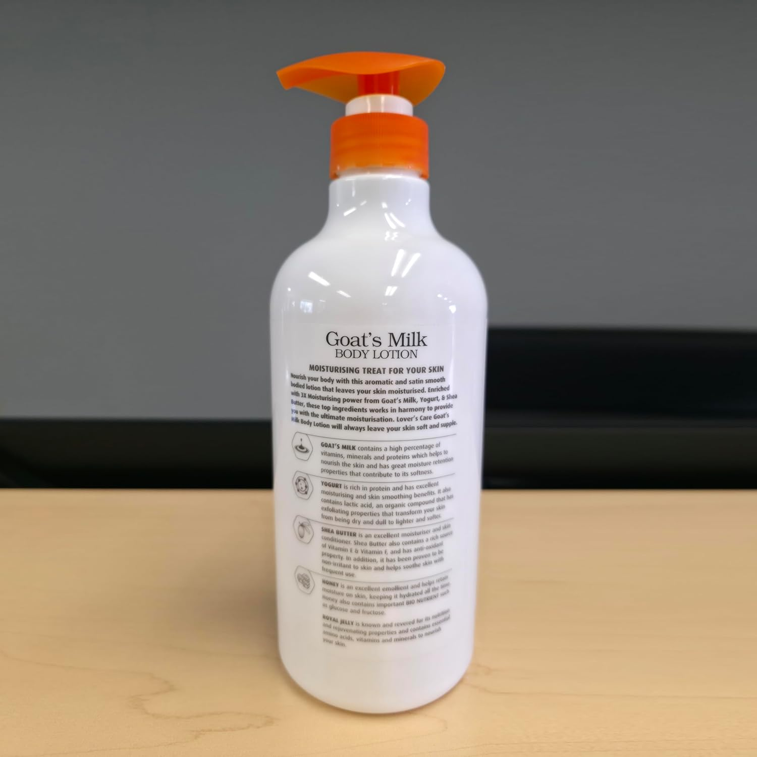 Pack of 2 - Lovercare Goat'S Milk Body Lotion Royal Jelly & Honey 800Ml image number 3