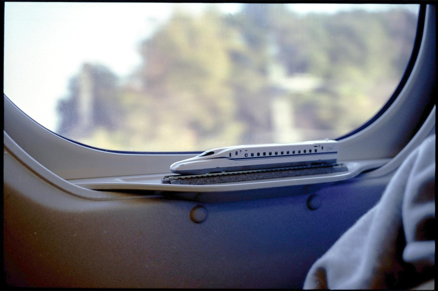 KATO Traveling N Gauge E259 Series Narita Express 12-001 Railway Model Train image number 1