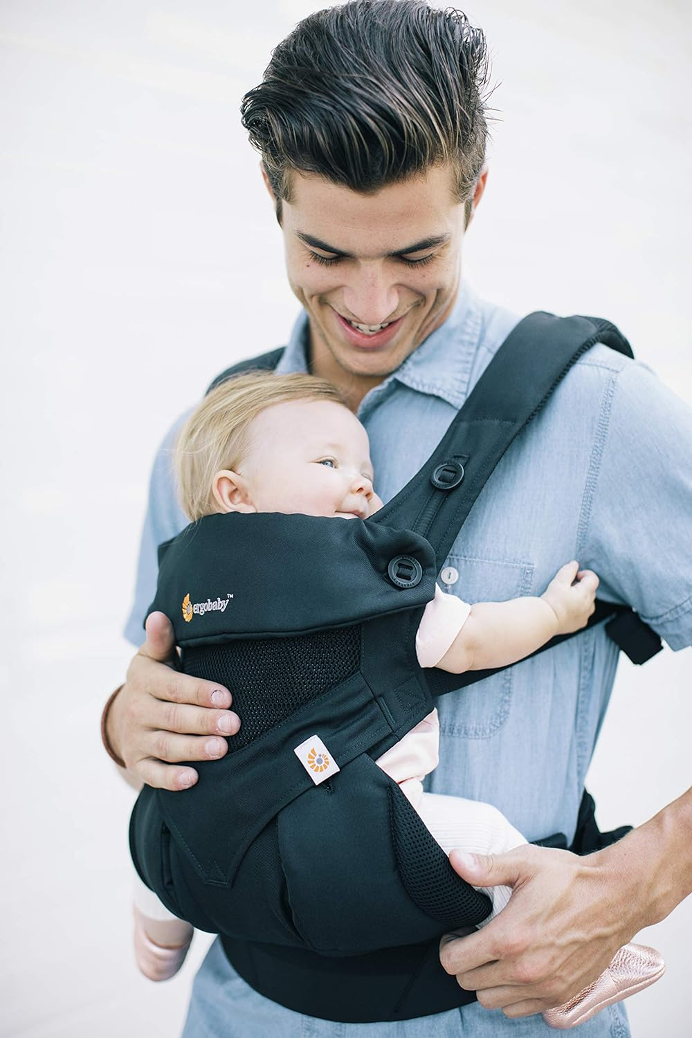 Ergobaby Omni 360 Cool Air Mesh Baby Carrier - All-In-One Newborn to Toddler Carrier (7-20Kg), Breathable, Ergonomic Design with Lumbar Support - Baby Travel Essentials - Pearl Grey - Pearl Grey image number 2