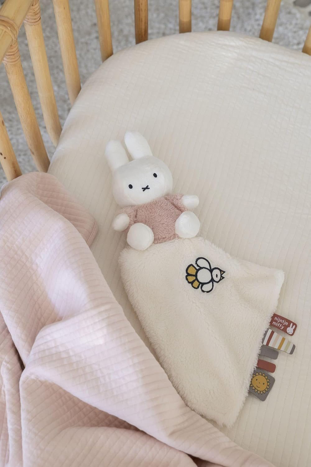 Miffy Fluffy Cuddle Cloth, Pink