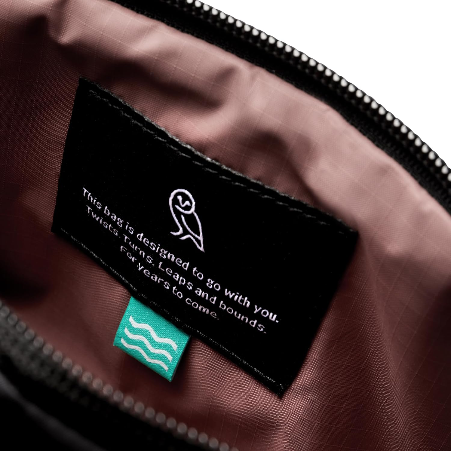 Bellroy Laneway Belt Bag (Versatile Crossbody Sling Bag, Fanny Pack) image number 5