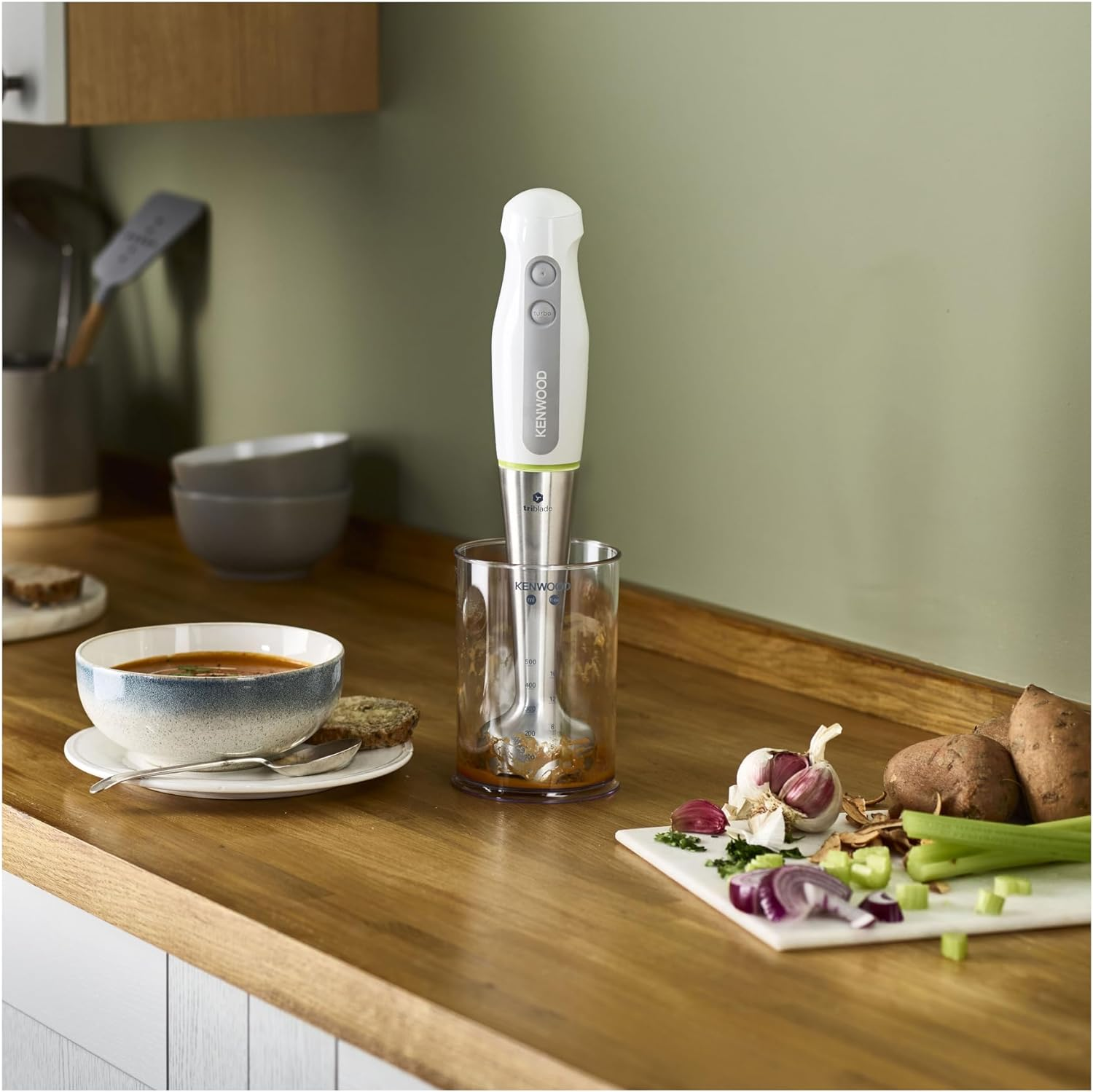 Kenwood Triblade Hand Blender HDP101WG, Stainless Steel Blade, 600W Motor with Turbo Function, Includes Beaker, White image number 3