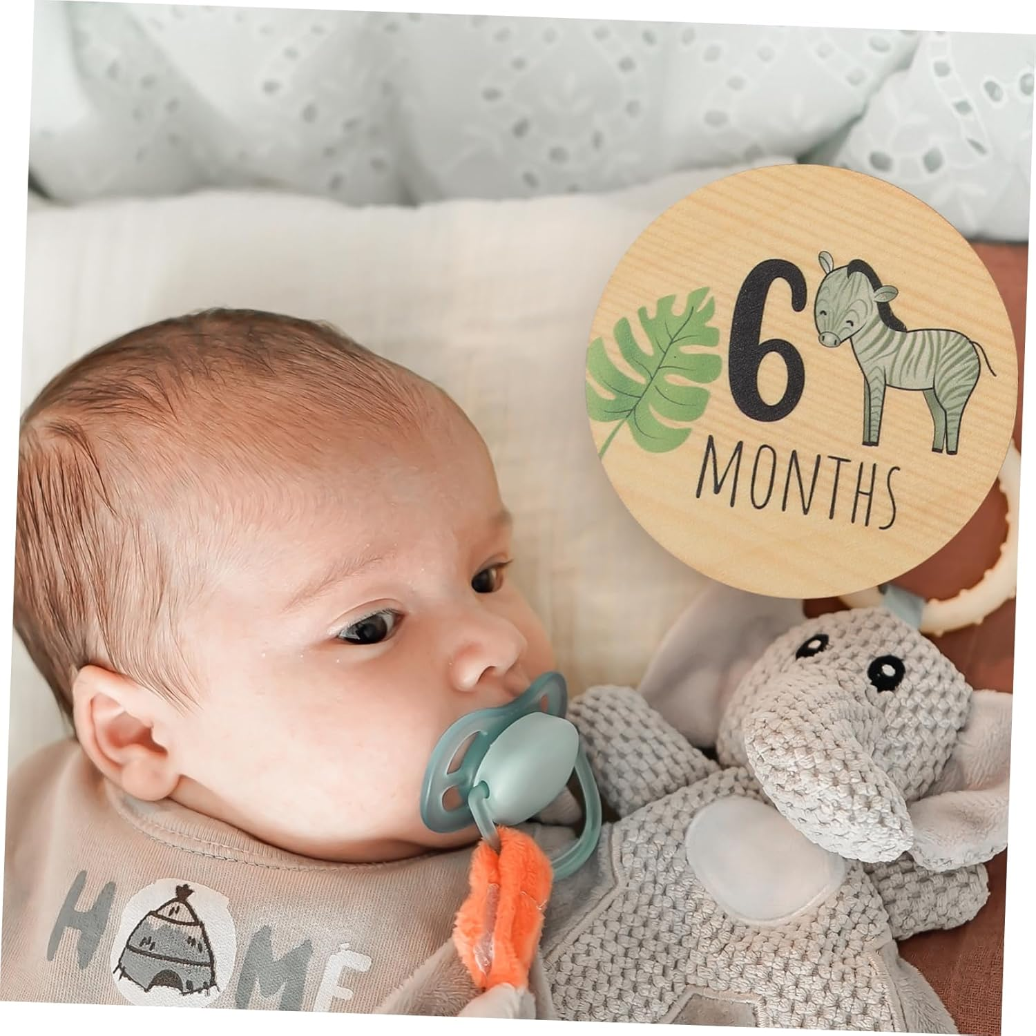 VANZACK 7Pcs Wooden Milestone Cards with Cute Animal Designs Lightweight Double Sided Newborn Announcement Signs for Monthly Photoshoot Props Suitable for Boys image number 6
