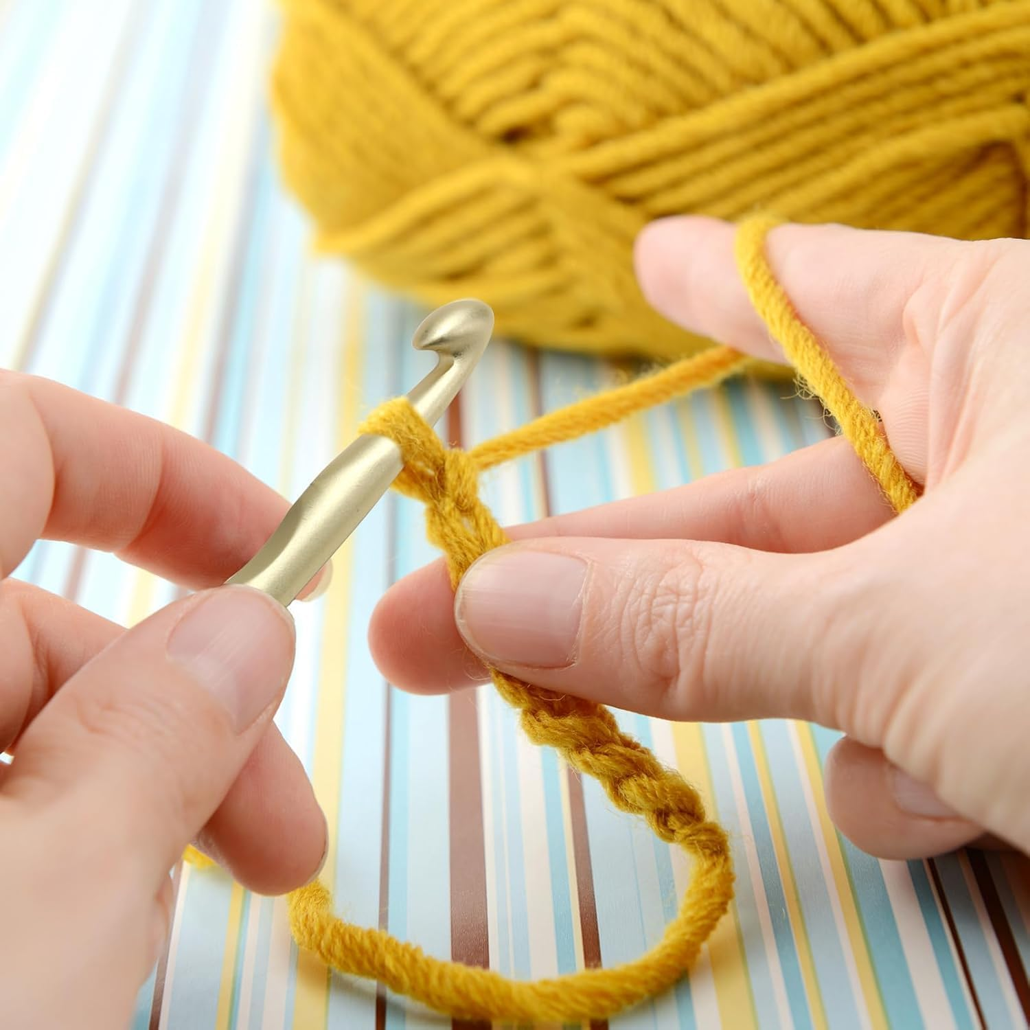 Large Size Metal Crochet Hooks Set, 3Pcs Large Aluminum Crochet Hooks,Large Size Metal Crochet Hook Large Aluminum Crochet Hooks,Aluminum Crochet Hook Metal Crochet Hooks,Large Aluminum Crochet Hooks image number 3