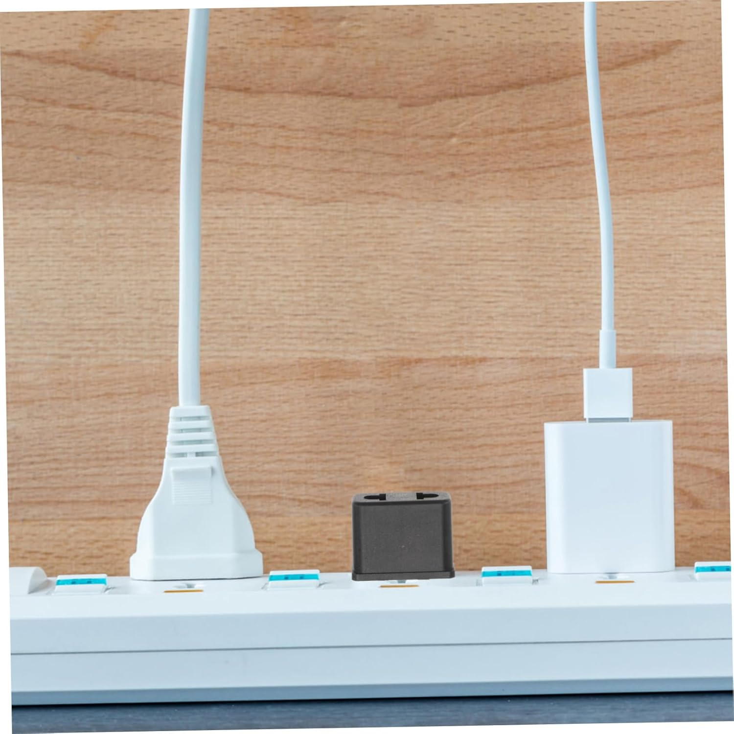 Gadpiparty Australia to America Travel Adapter 10A 250V Power Converter Flame Resistant Plug for International Travel Compatible Devices image number 6