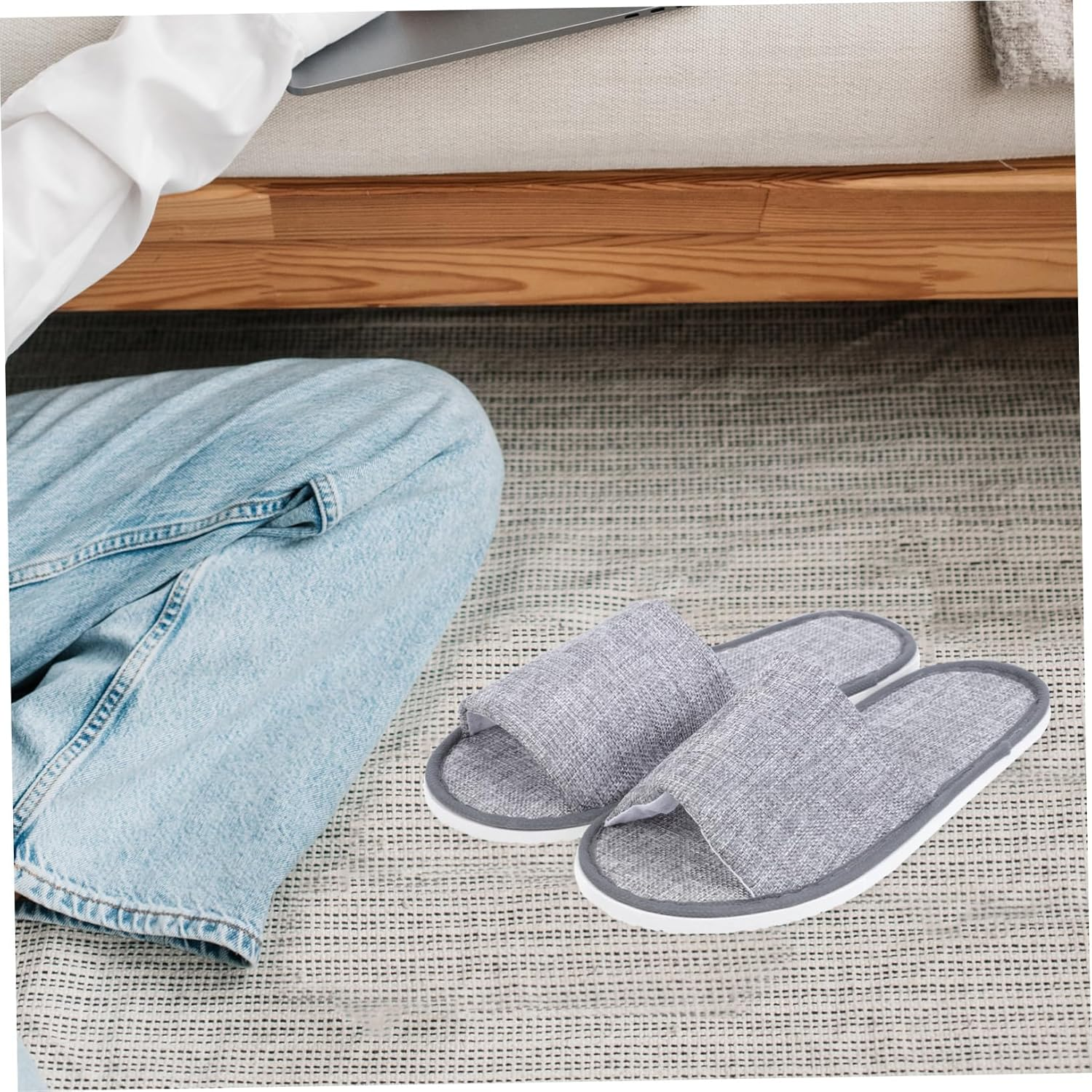 PENIKOKO 6 Pairs Disposable Skid Slippers Lightweight Breathable Open Toe Hotel Travel Necessity with Sole for Home Salon and Term Rentals image number 5