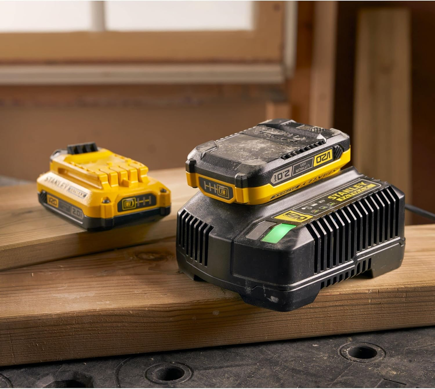 STANLEY FATMAX V20 18V 2.0Ah Starter Kit image number 4