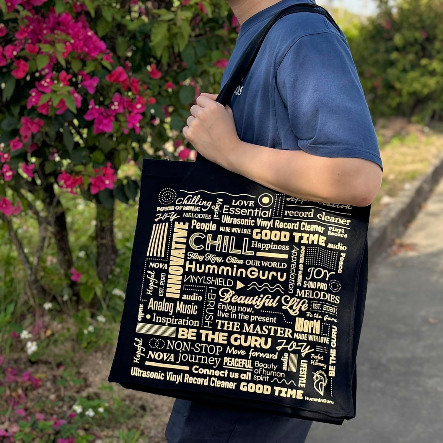 Humminguru Vinyl Record Tote Bag&ndash; Large Capacity Durable Canvas Bag for Vinyl Albums, 15&rdquo;Laptop, Headphones, Books & More